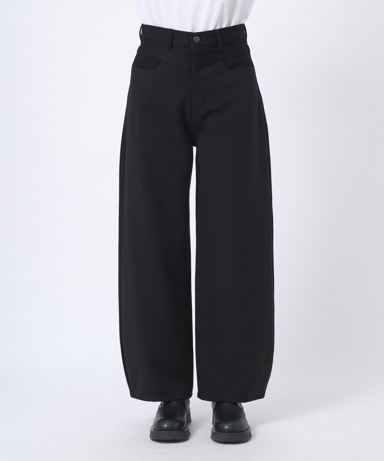 別注 stretch barrel leg pants FEMMENT