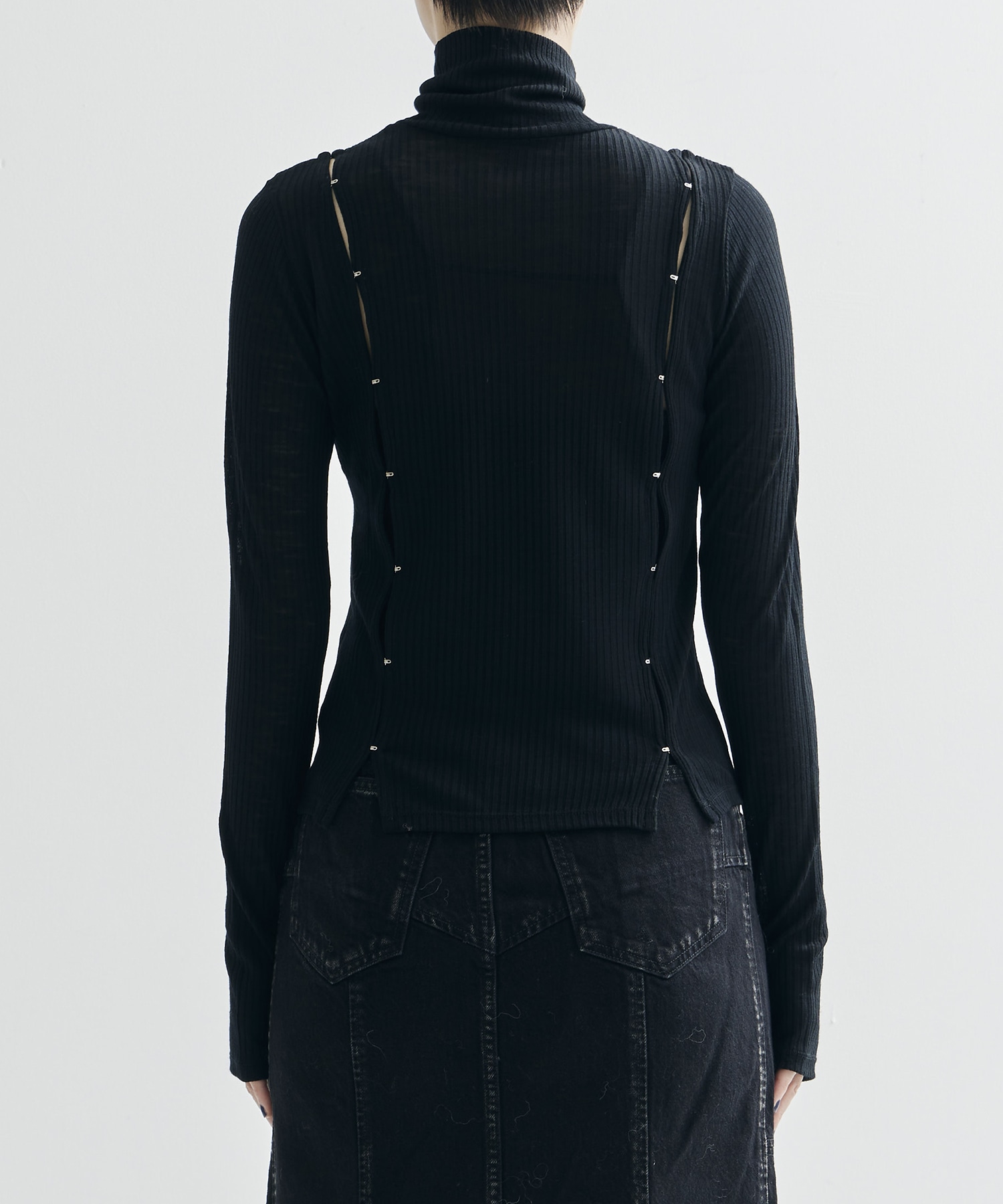 WOOL RIB HI-NECK TOP WITH HOOK JOHN LAWRENCE SULLIVAN