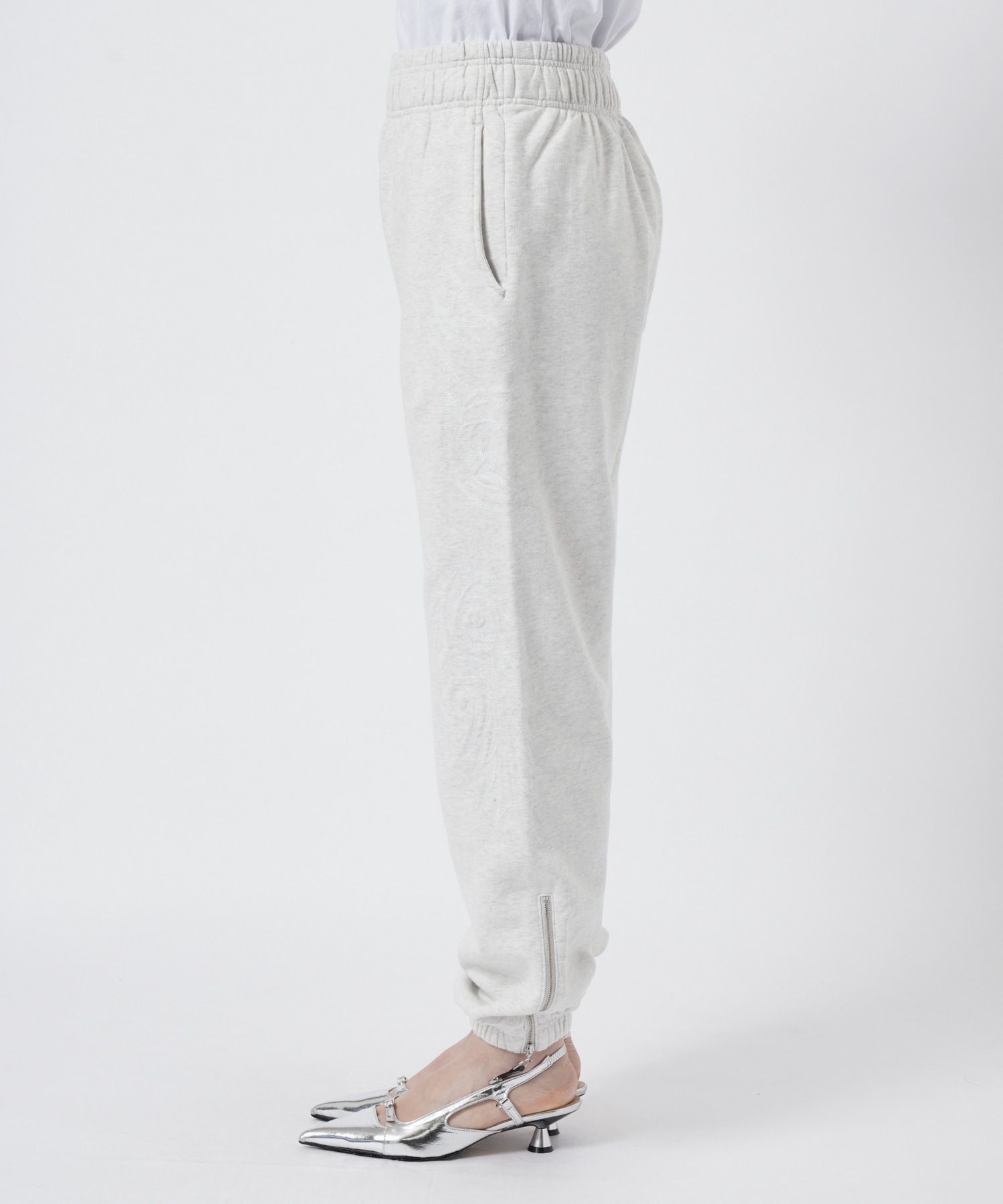 Embroidery sweat pants TOGA PULLA