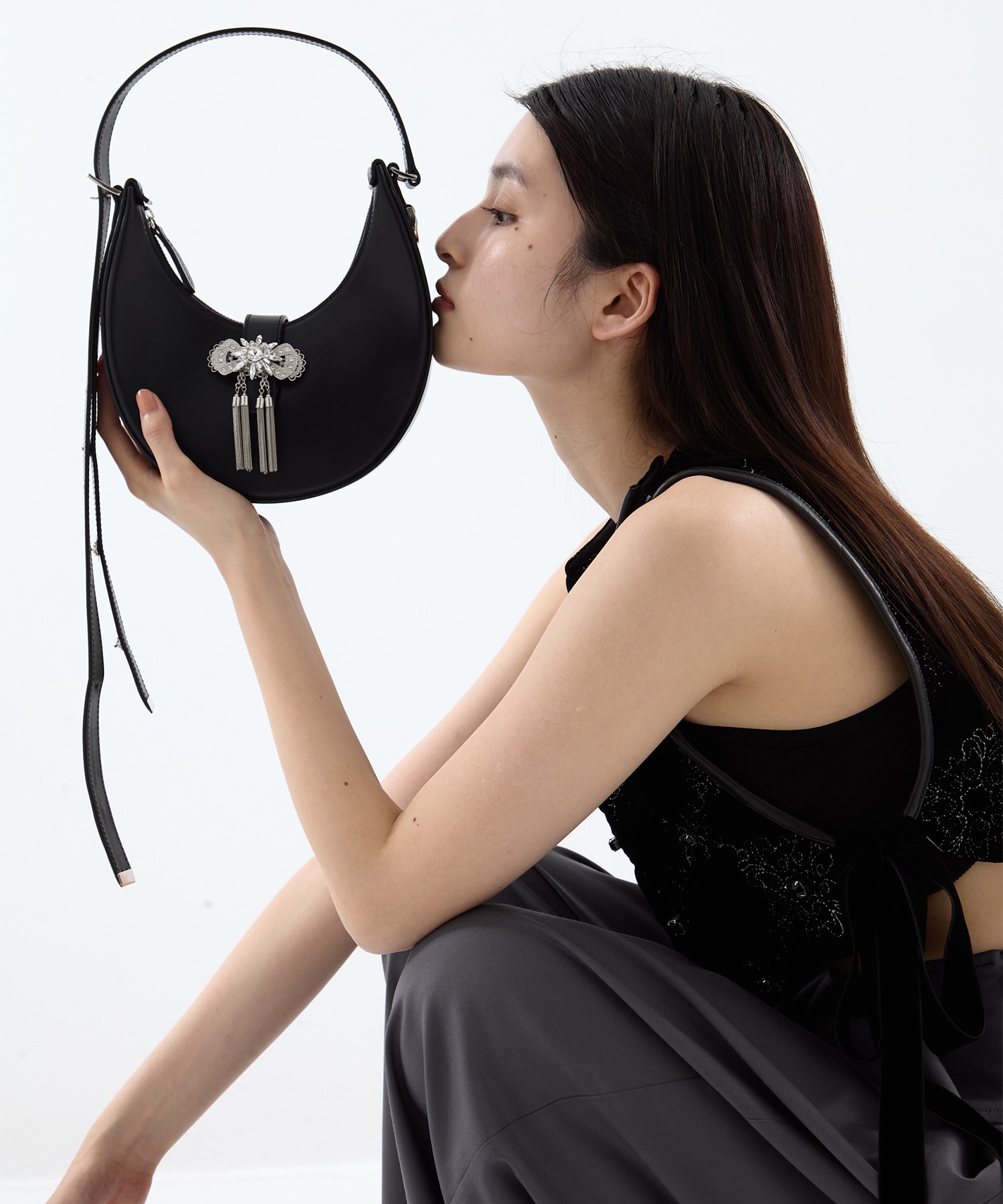 ribbon bijou half moon bag tanakadaisuke
