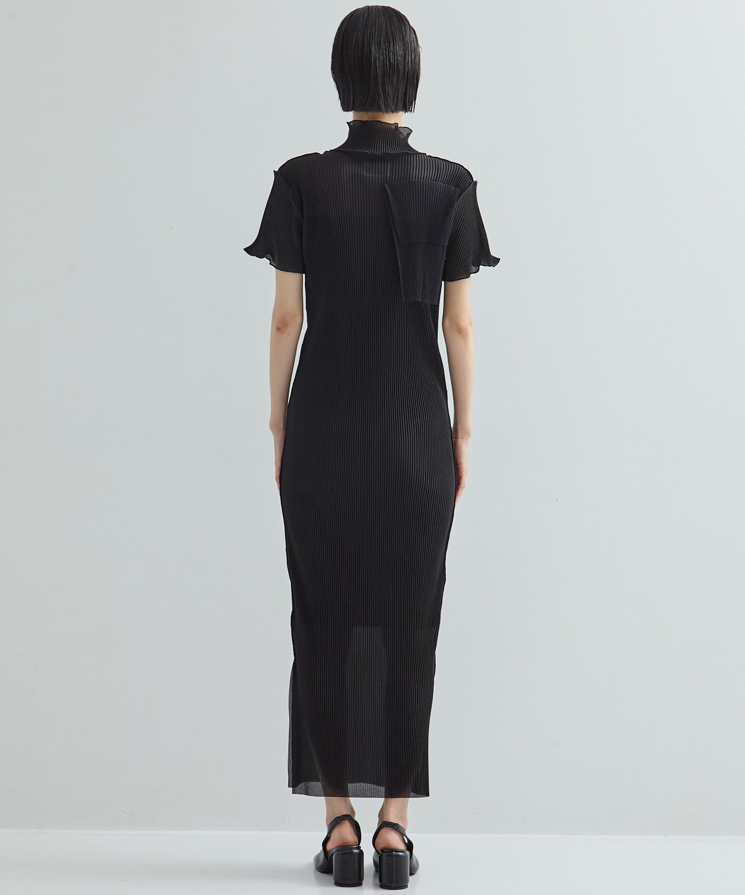 別注SHEER LAYERED SHORT SLEEVE HIGH NECK  DRESS kotohayokozawa