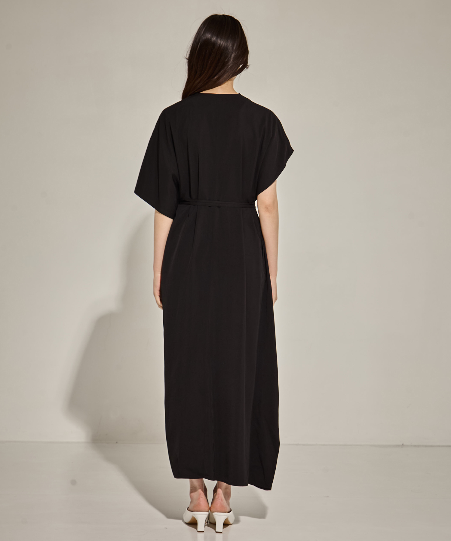 Ana asymmetry dress BK AKIRANAKA