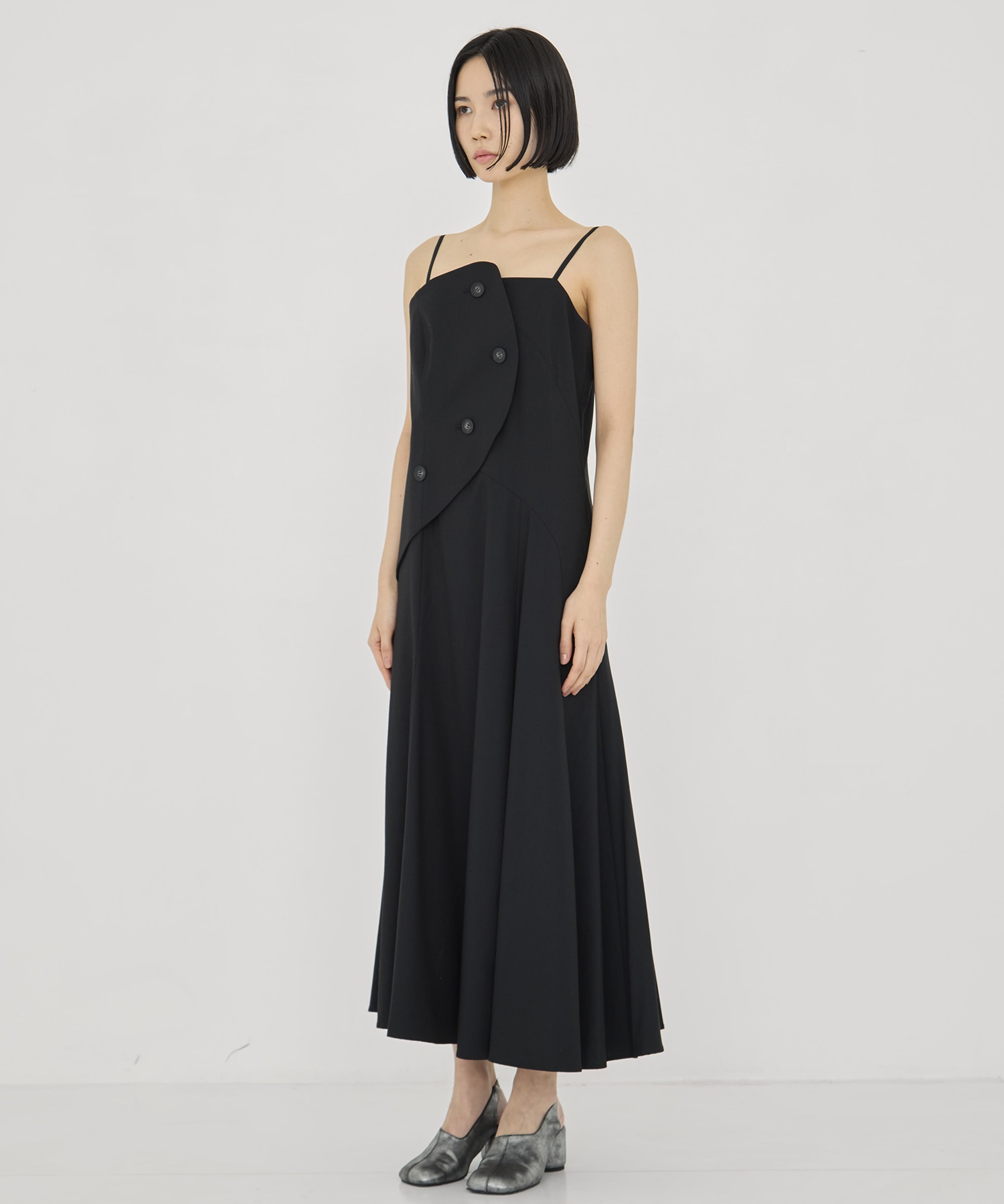 Nicole slip dress AKIRANAKA