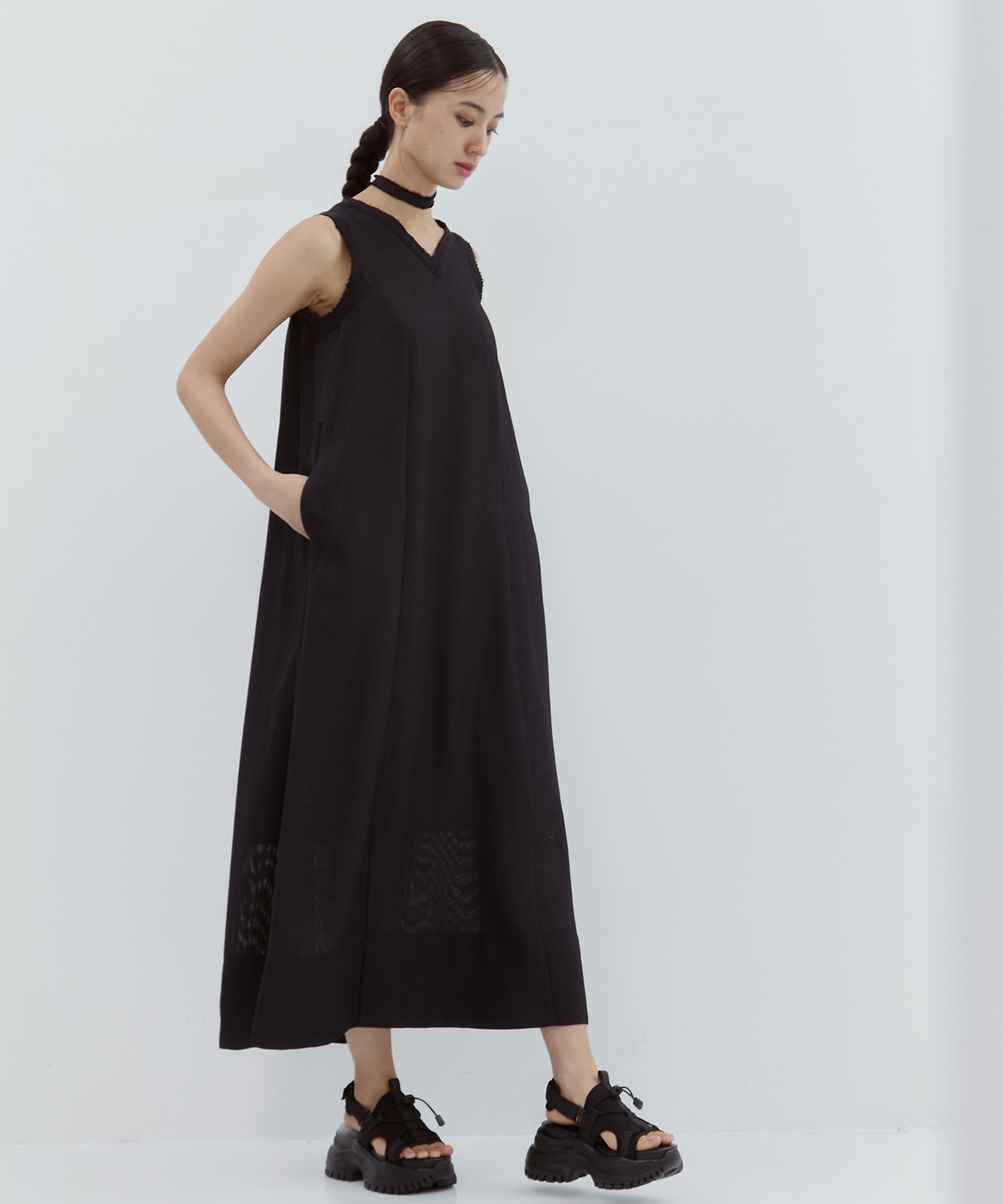V Neck Sleeveless Mesh Dress STUDIOUS