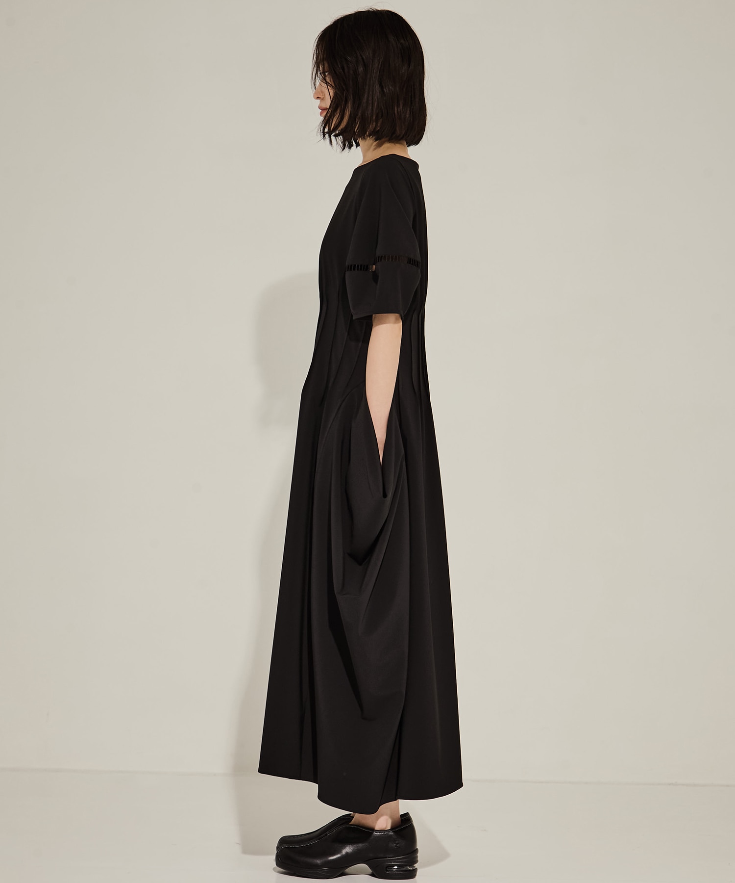 PIN TUCK VOLIME SLEEVE DRESS STUDIOUS