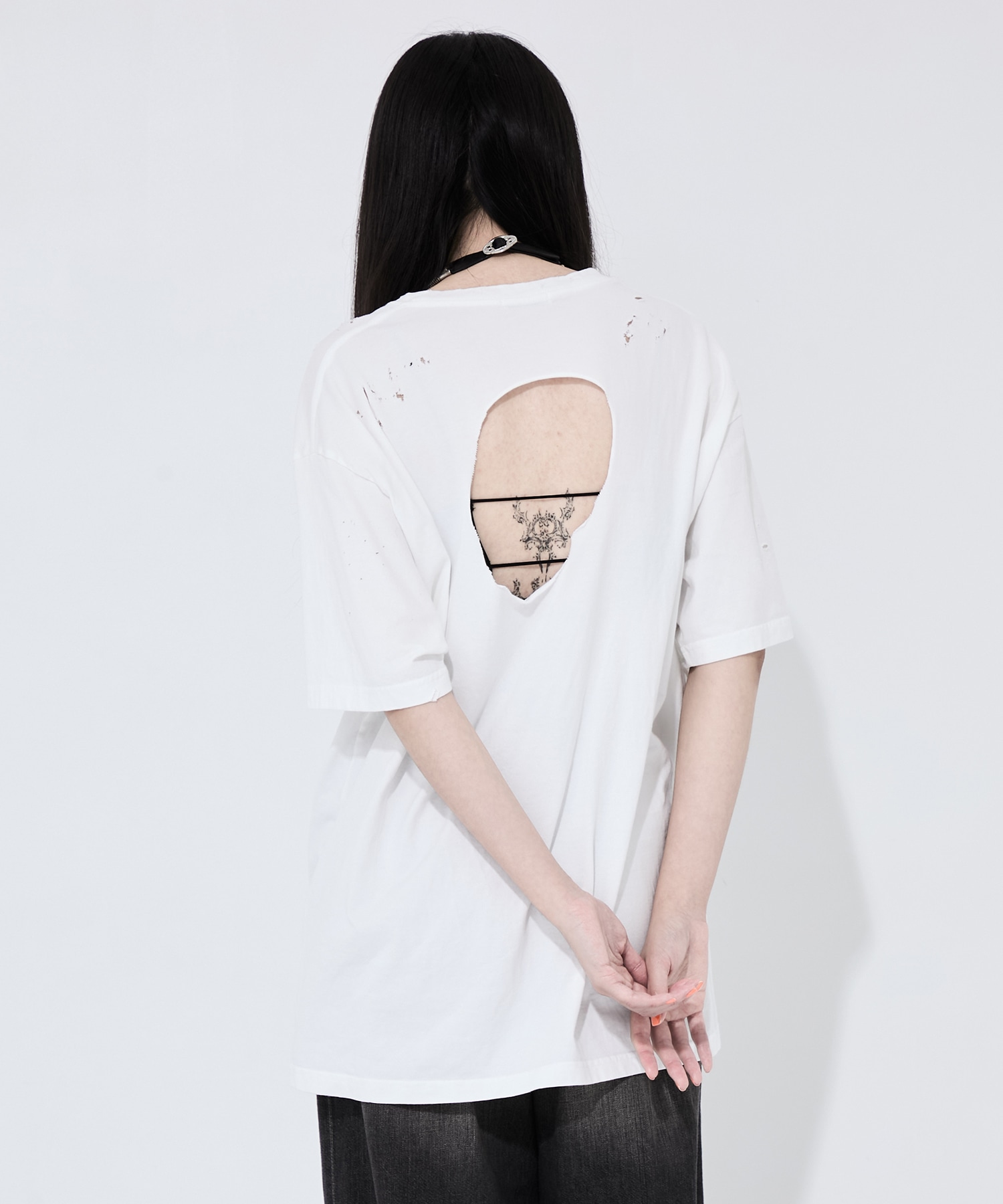 CRUSH DESIGN OVER TEE CLANE