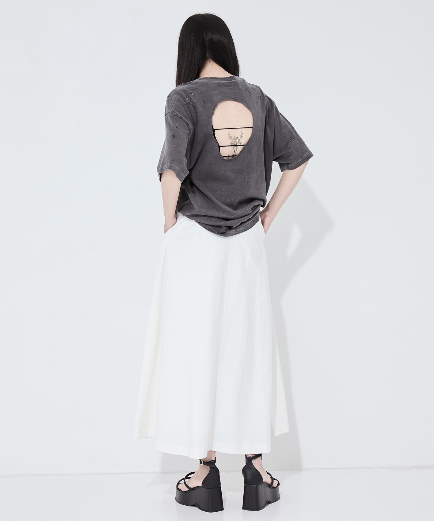 CRUSH DESIGN OVER TEE CLANE