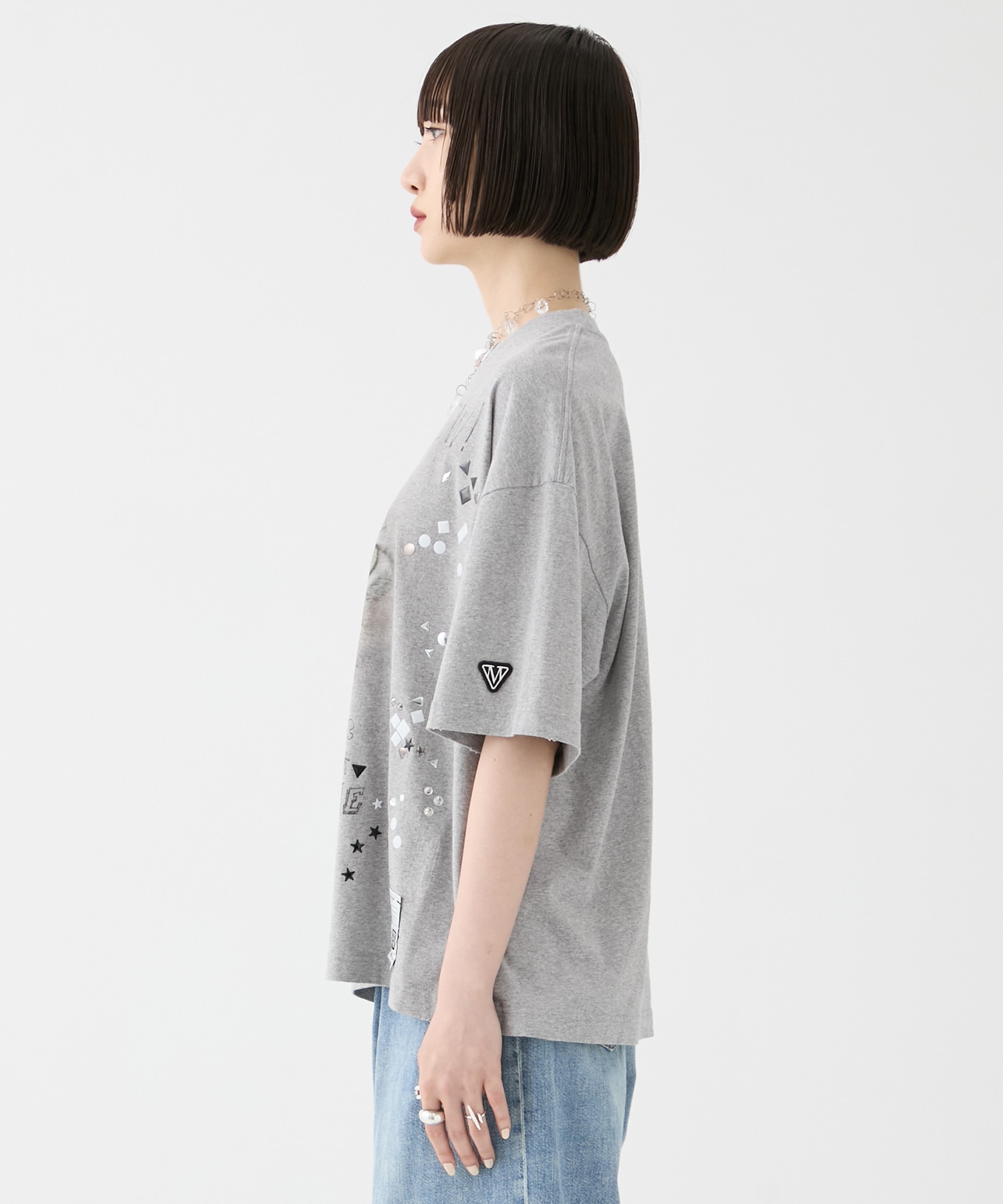 EMBELLISHED DISTRESSED TEE Maison MIHARA YASUHIRO