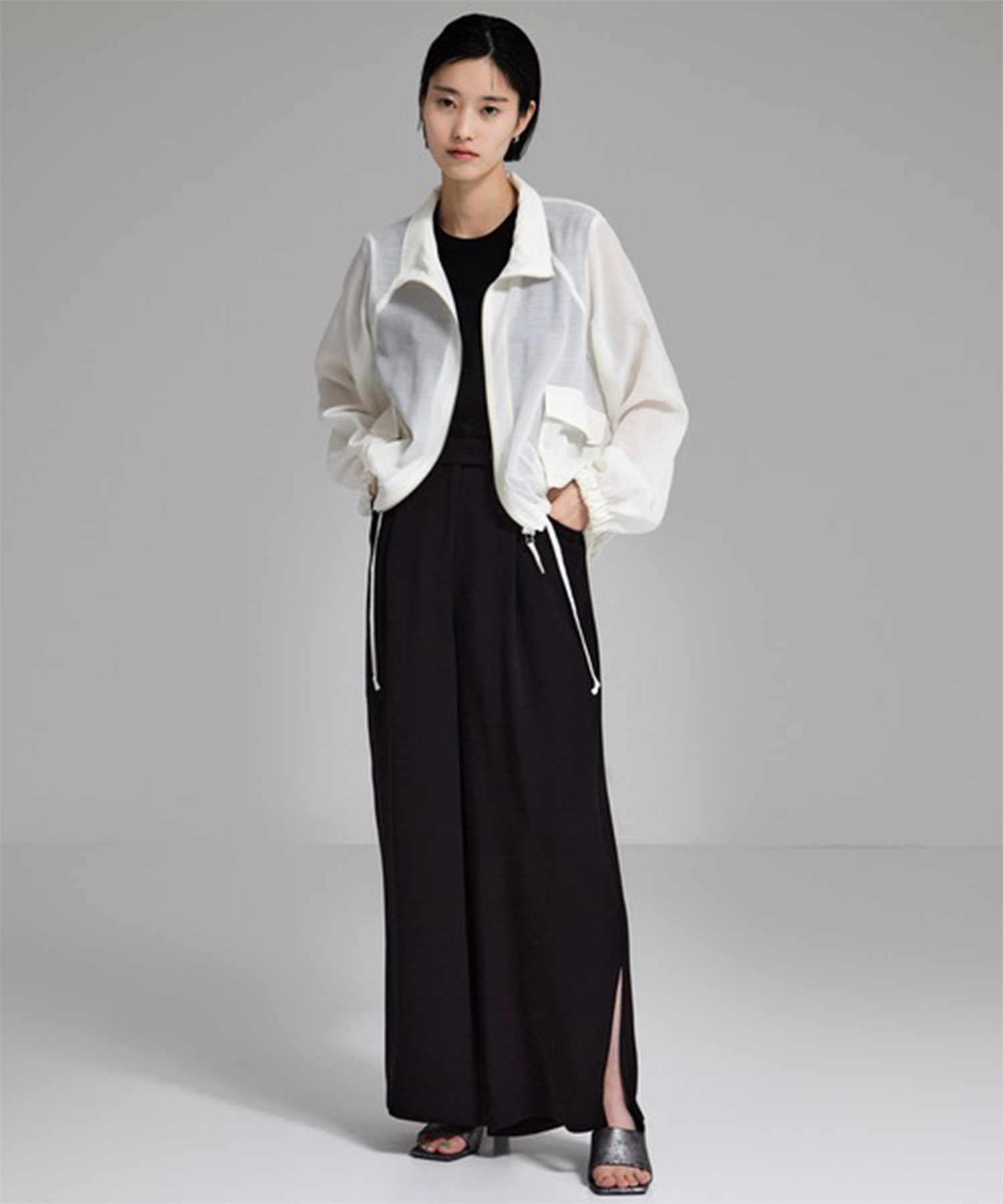 BACK SATIN SIDE SLIT PANTS STUDIOUS