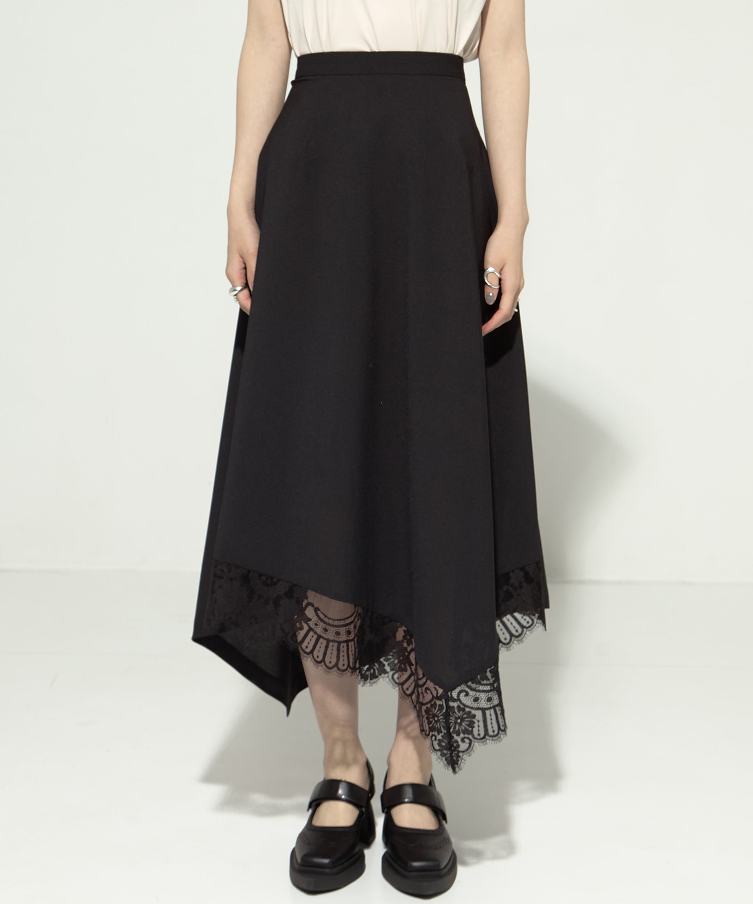 別注lace hem skirt AKANE UTSUNOMIYA