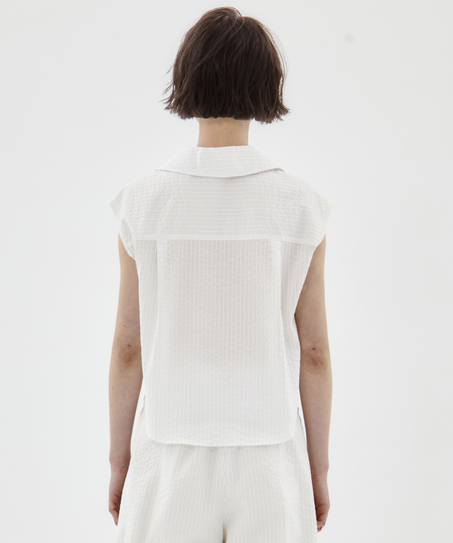 Seersucker Sleeveless Shirt STUDIOUS