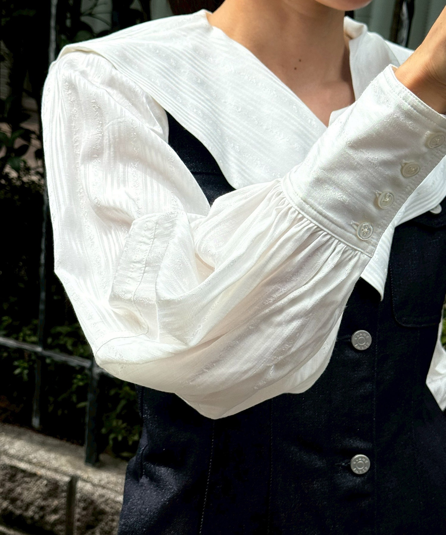 Rosejaquard stripsailor collar blouse FETICO