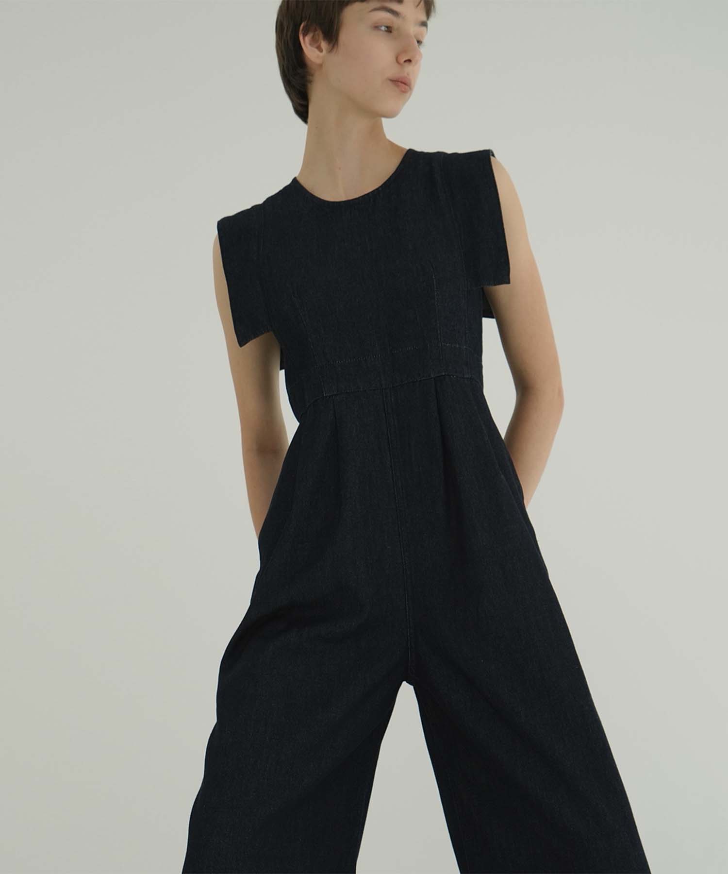 SQUARE SLEEVE DENIM ALL IN ONE CLANE