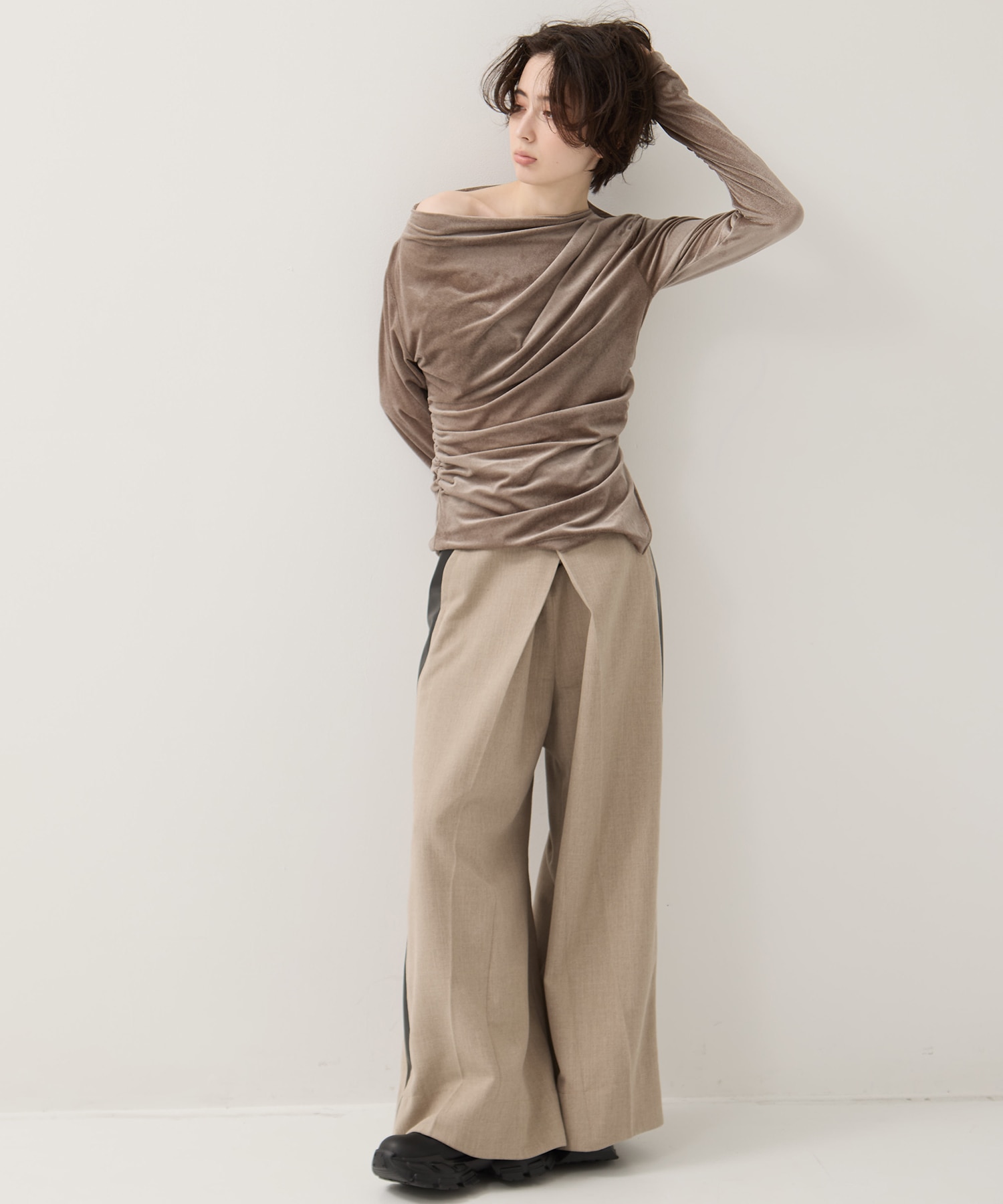 Velours Long Tee STUDIOUS