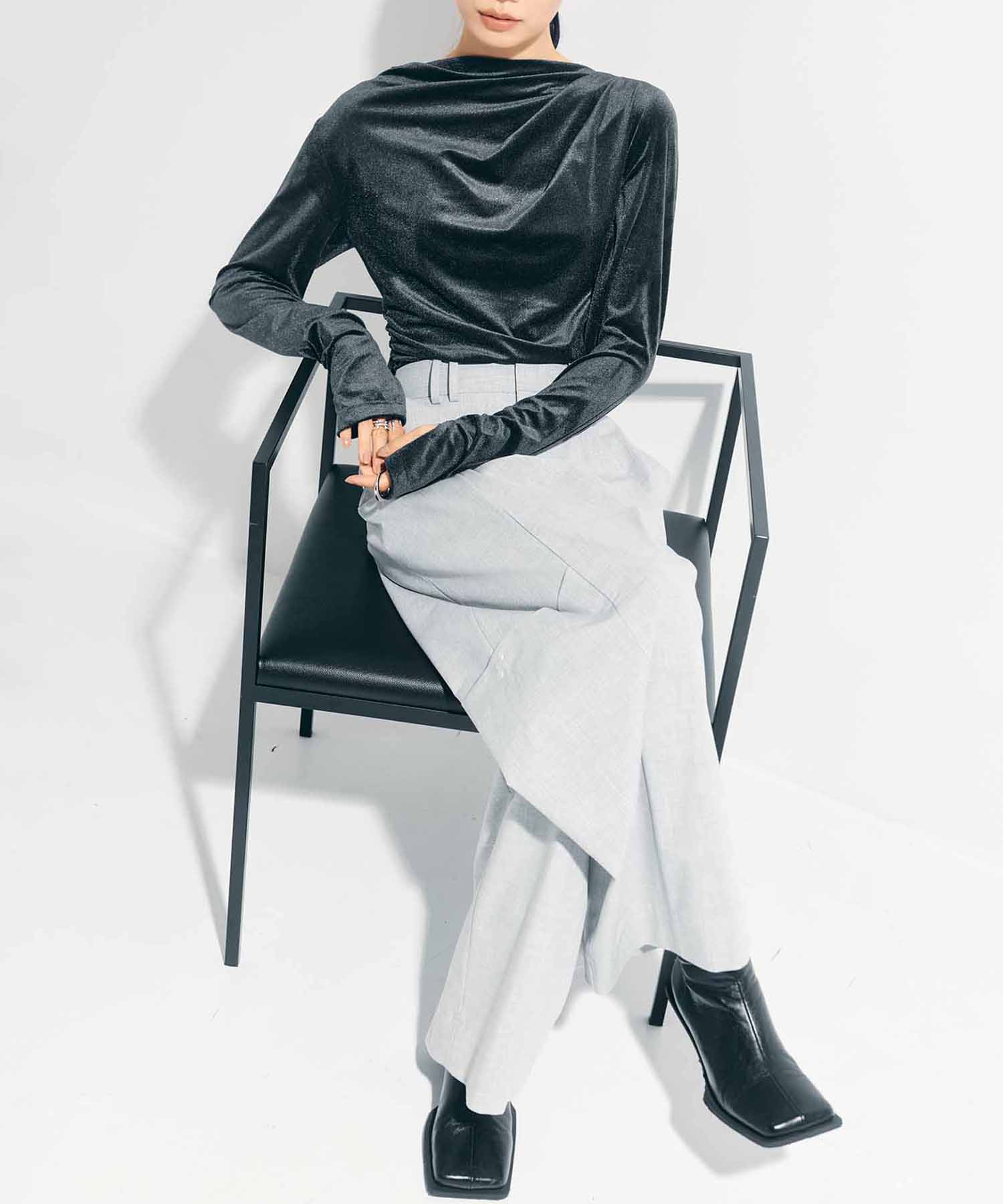 Soft Barrel Leg Cargo Trousers STUDIOUS