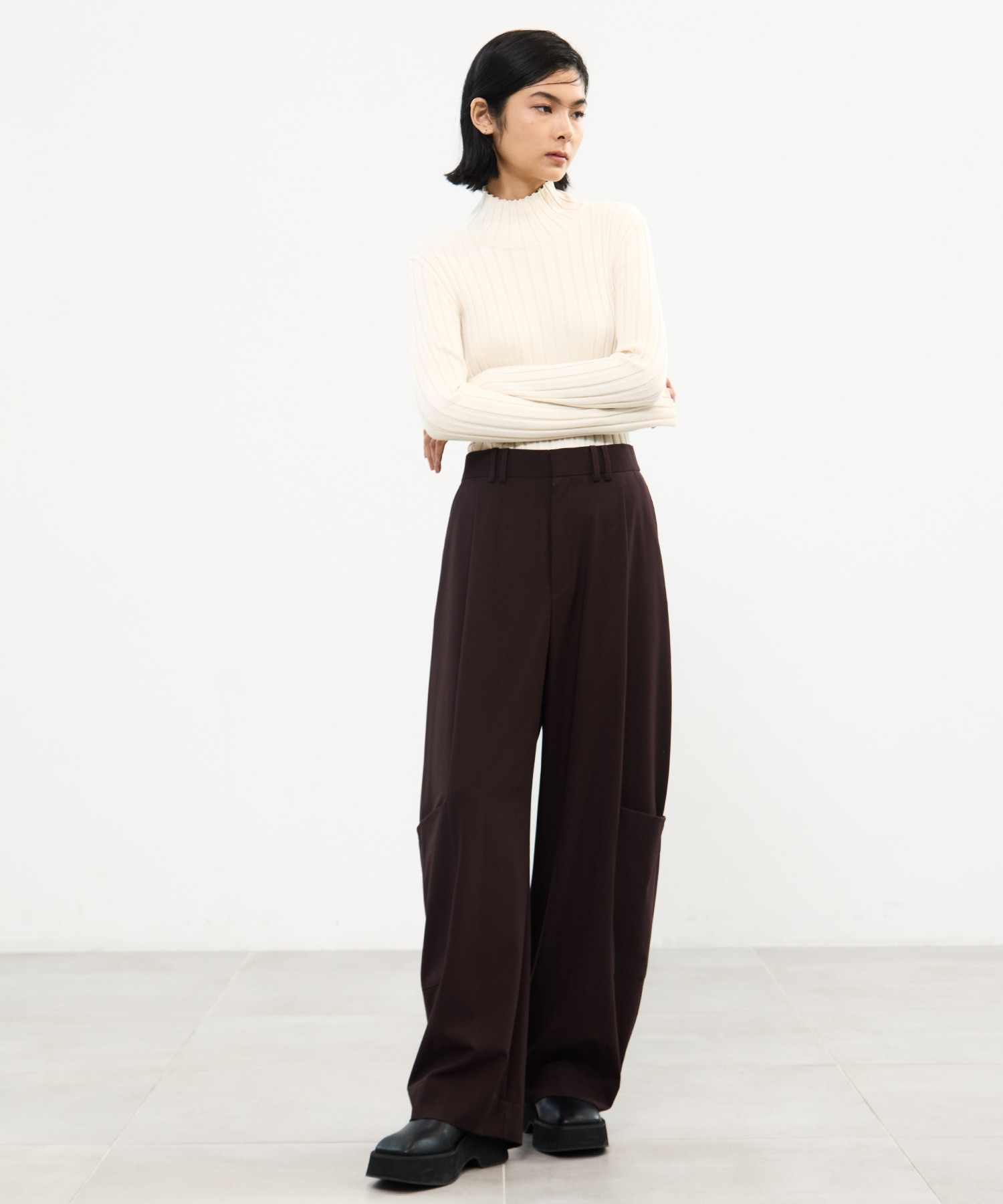 Soft Barrel Leg Cargo Trousers 