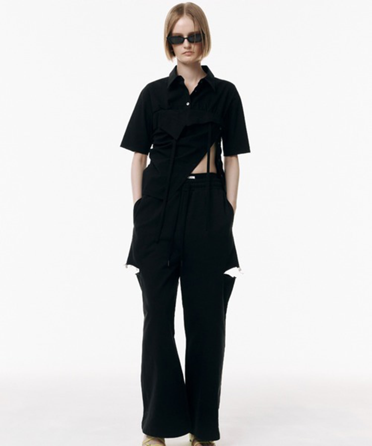 SLIT SWEAT PANTS with PEARL(36 BLACK): JOSEMOON: WOMENS