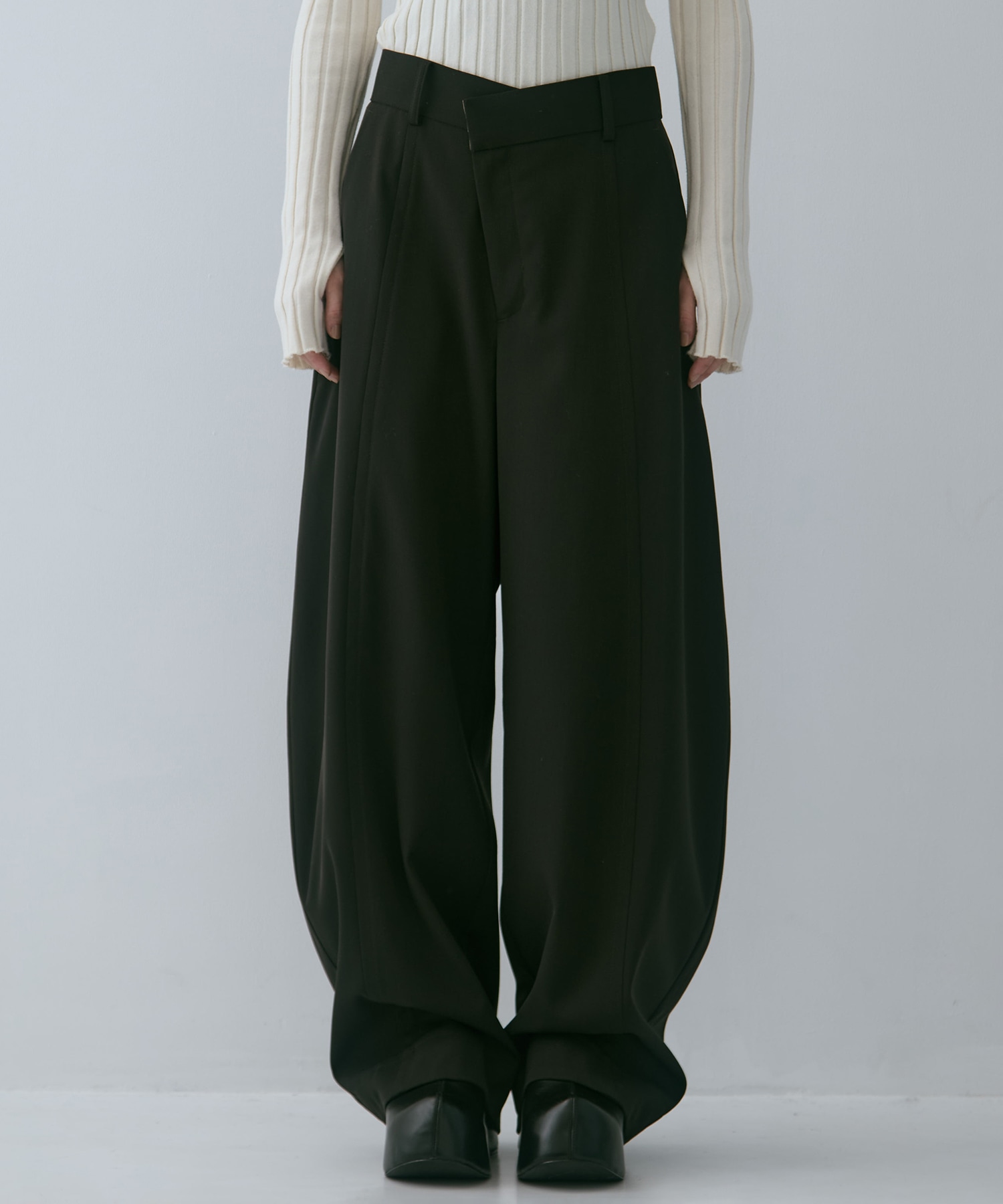 Wool Barrel Leg Trousers STUDIOUS