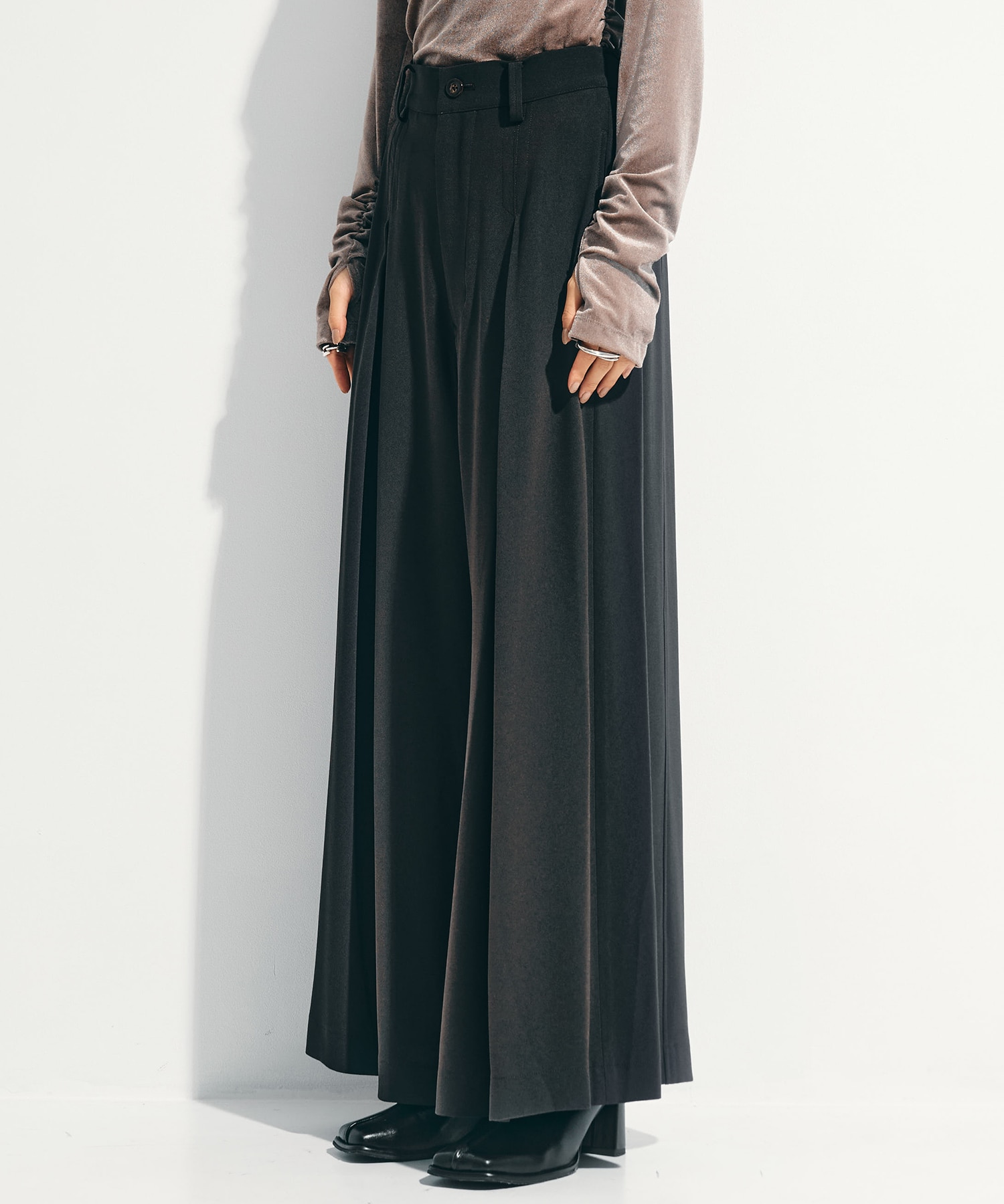 別注Inverted Tuck Flare PNT UJOH