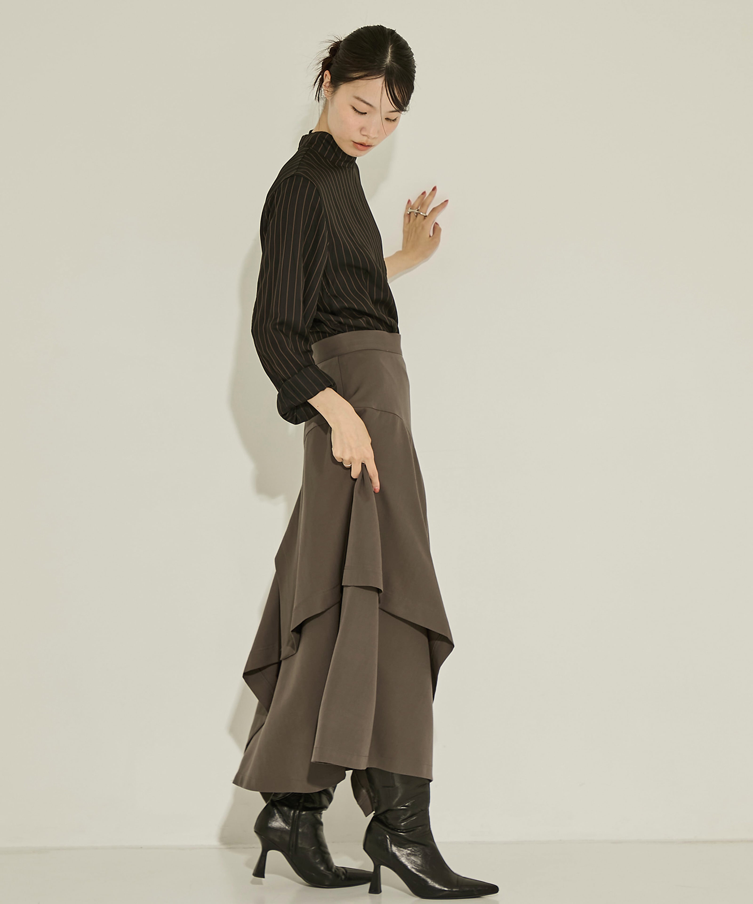Random Hem Flare SKT UJOH