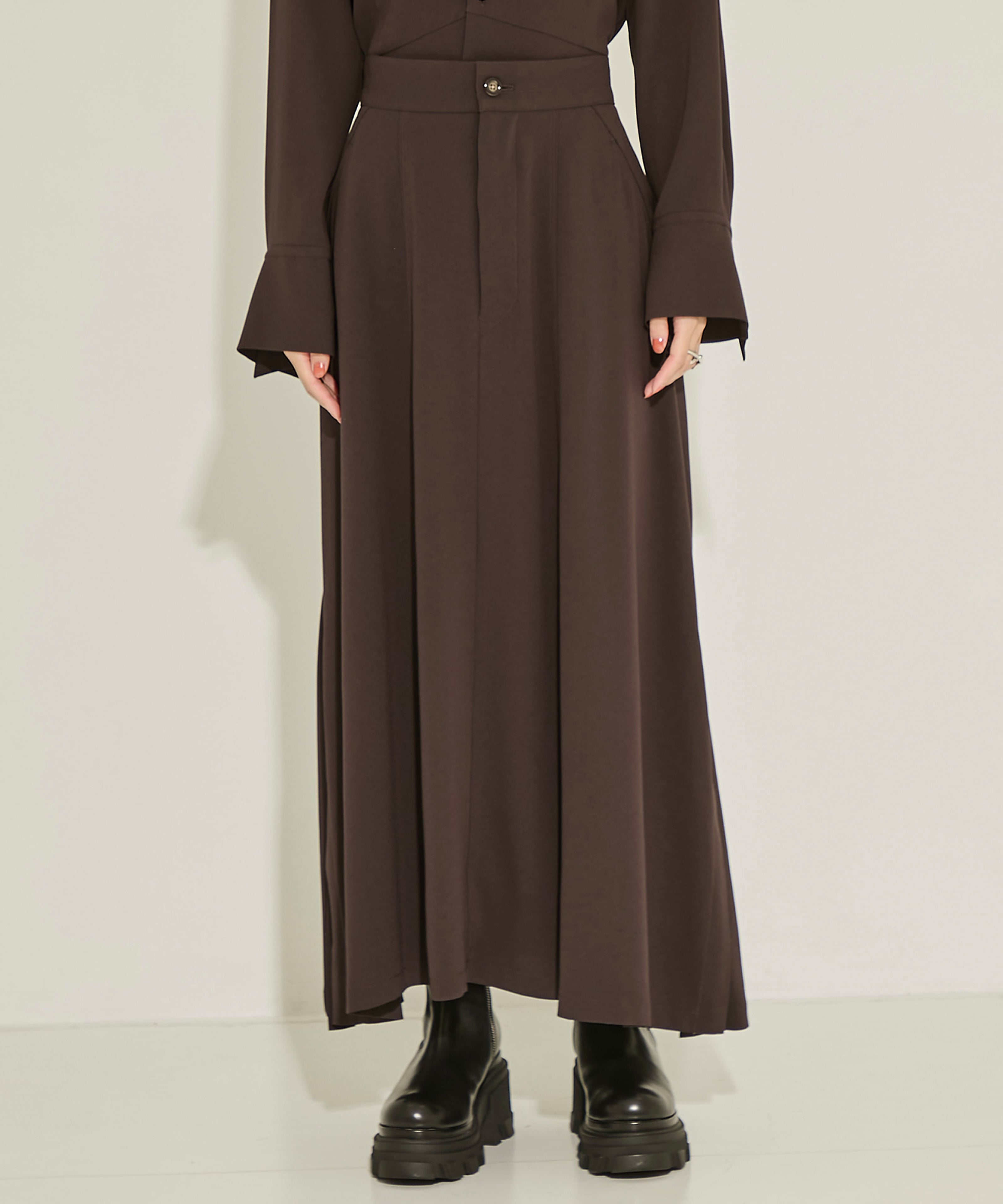 Slit Long SKT UJOH