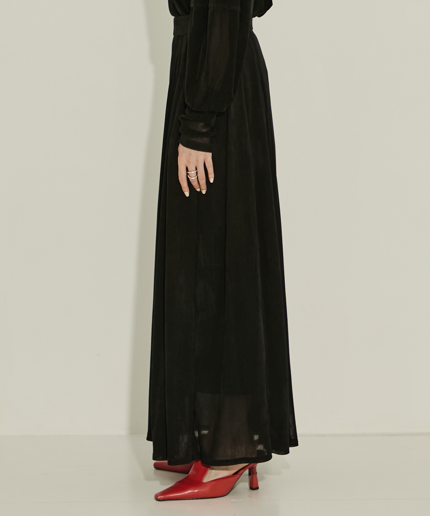 Rufina layer skirt AKIRANAKA