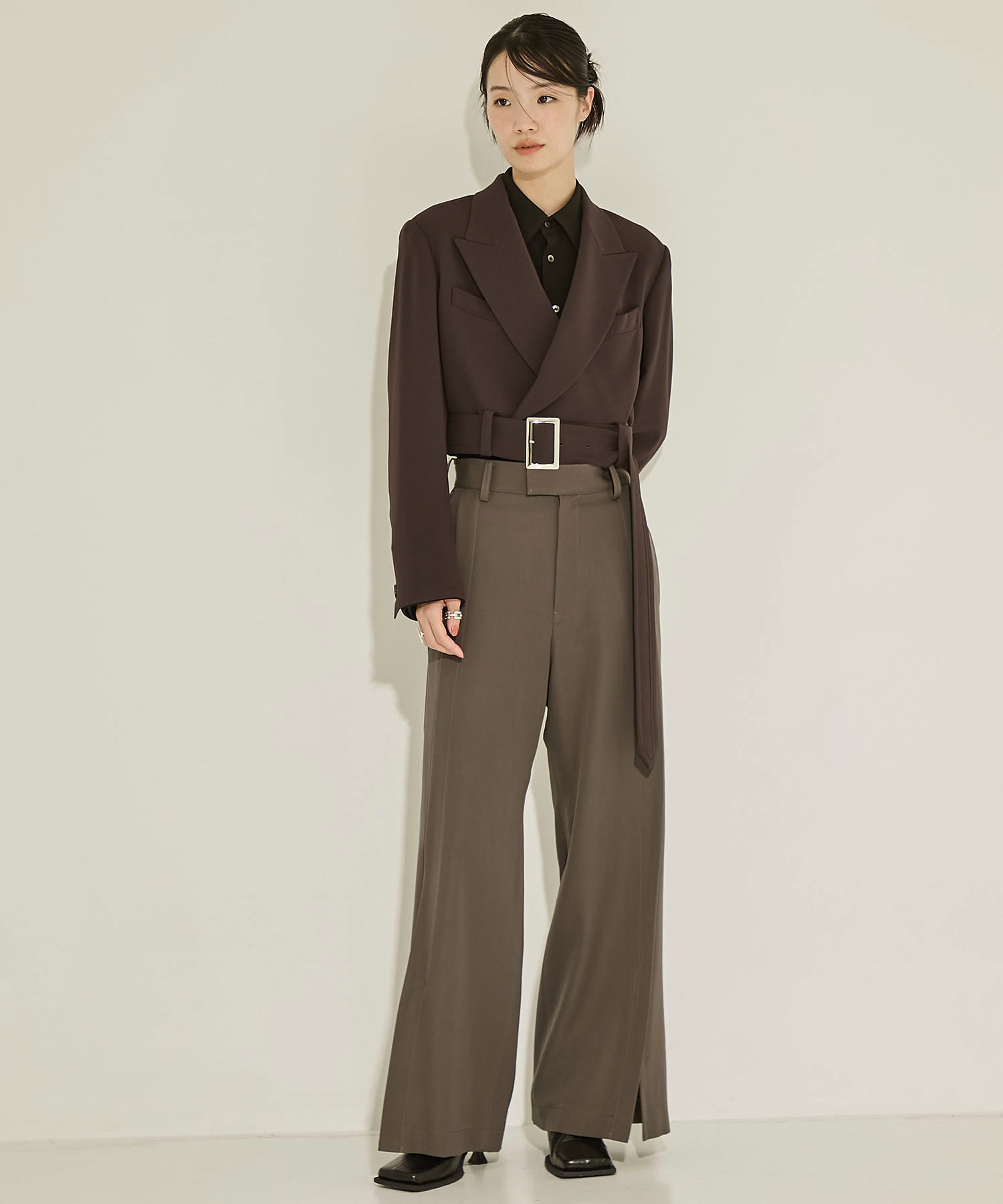 Cropped Belt JKT UJOH