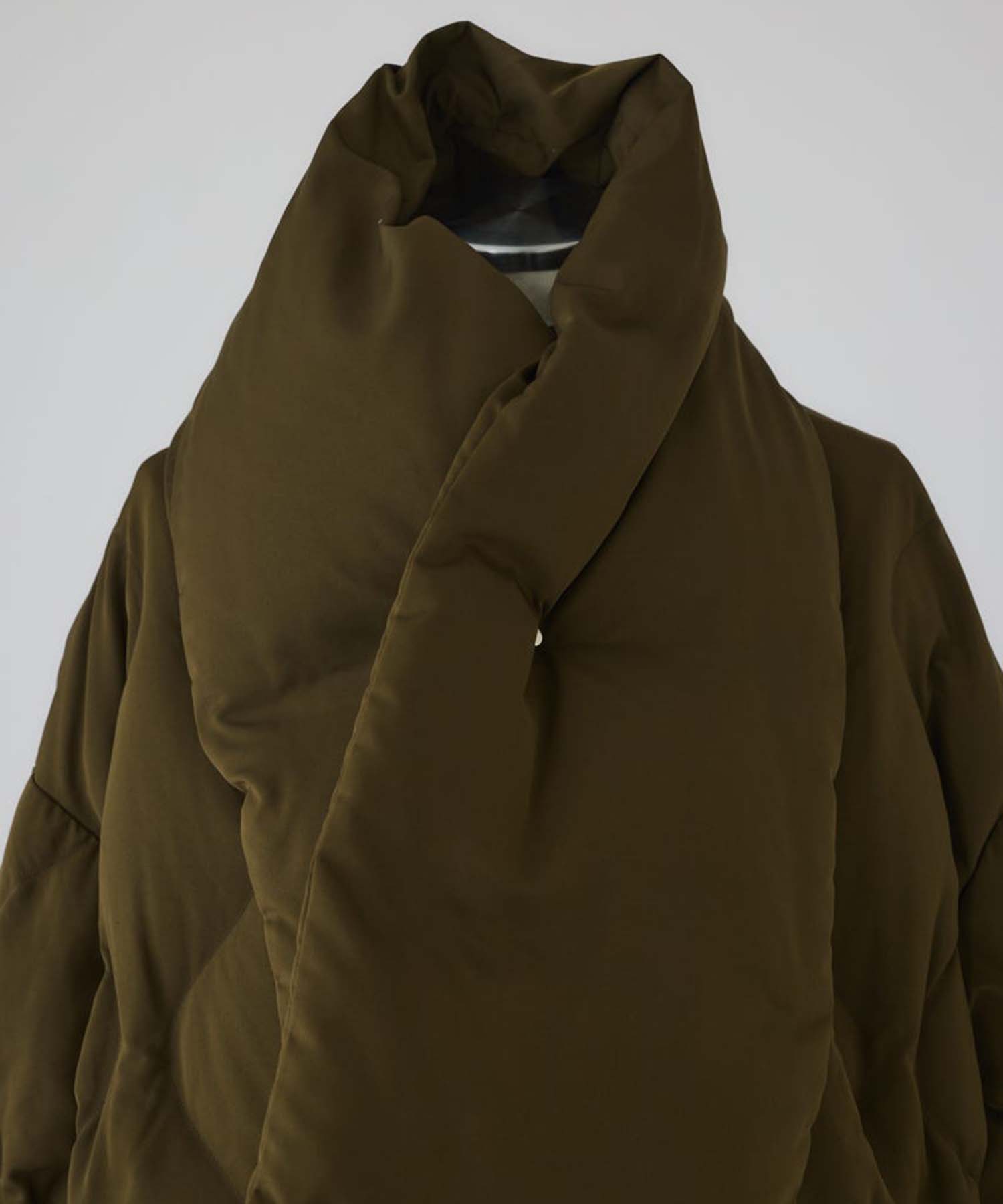 Double breasted stole down CT RIM.ARK