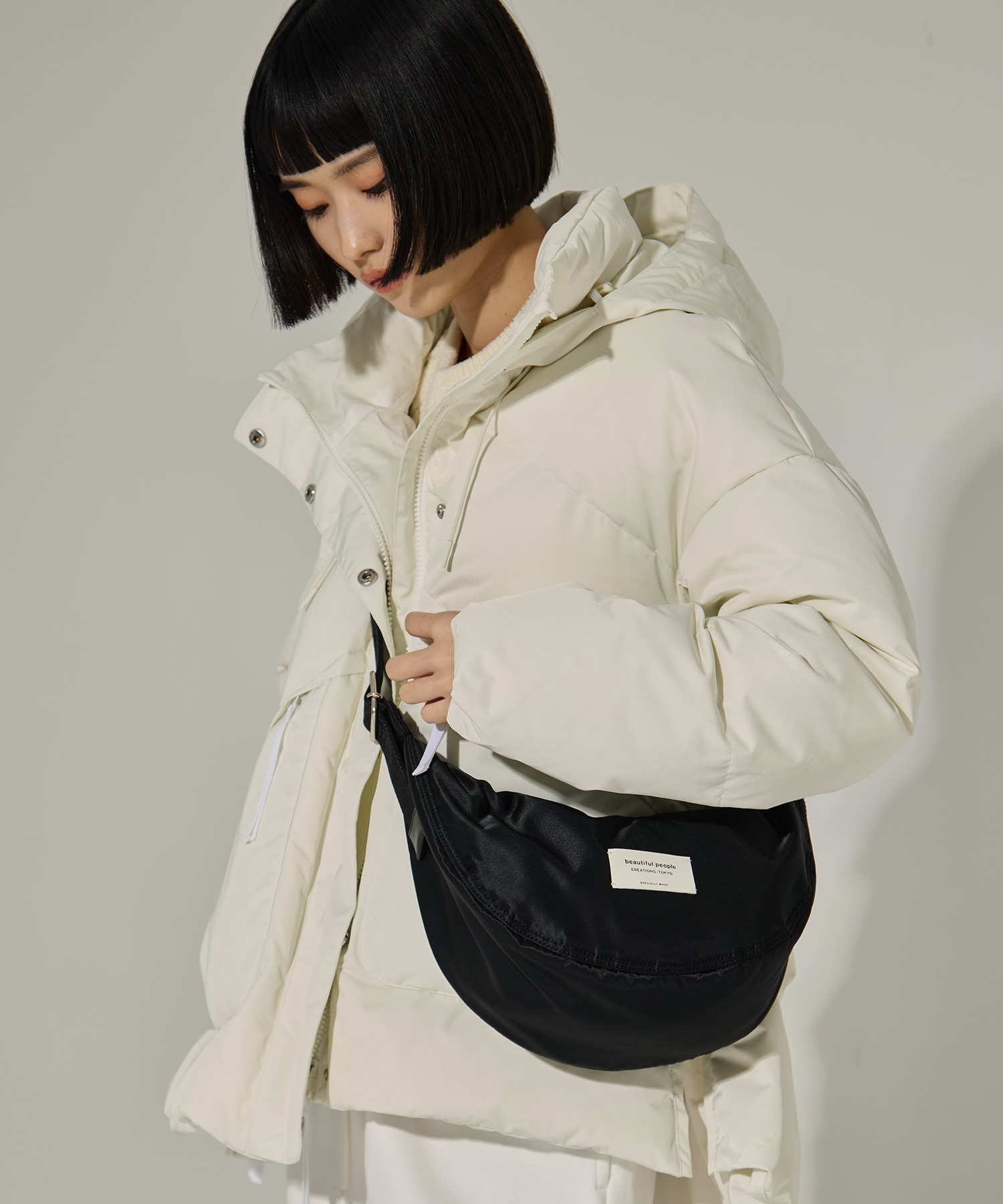 別注nylon moon shoulder bag beautiful people