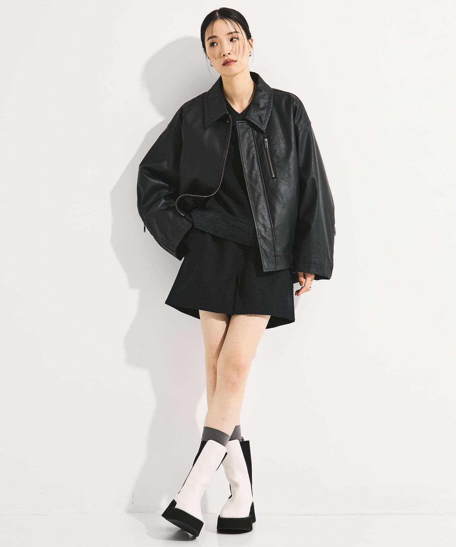 Square Toe Boots STUDIOUS