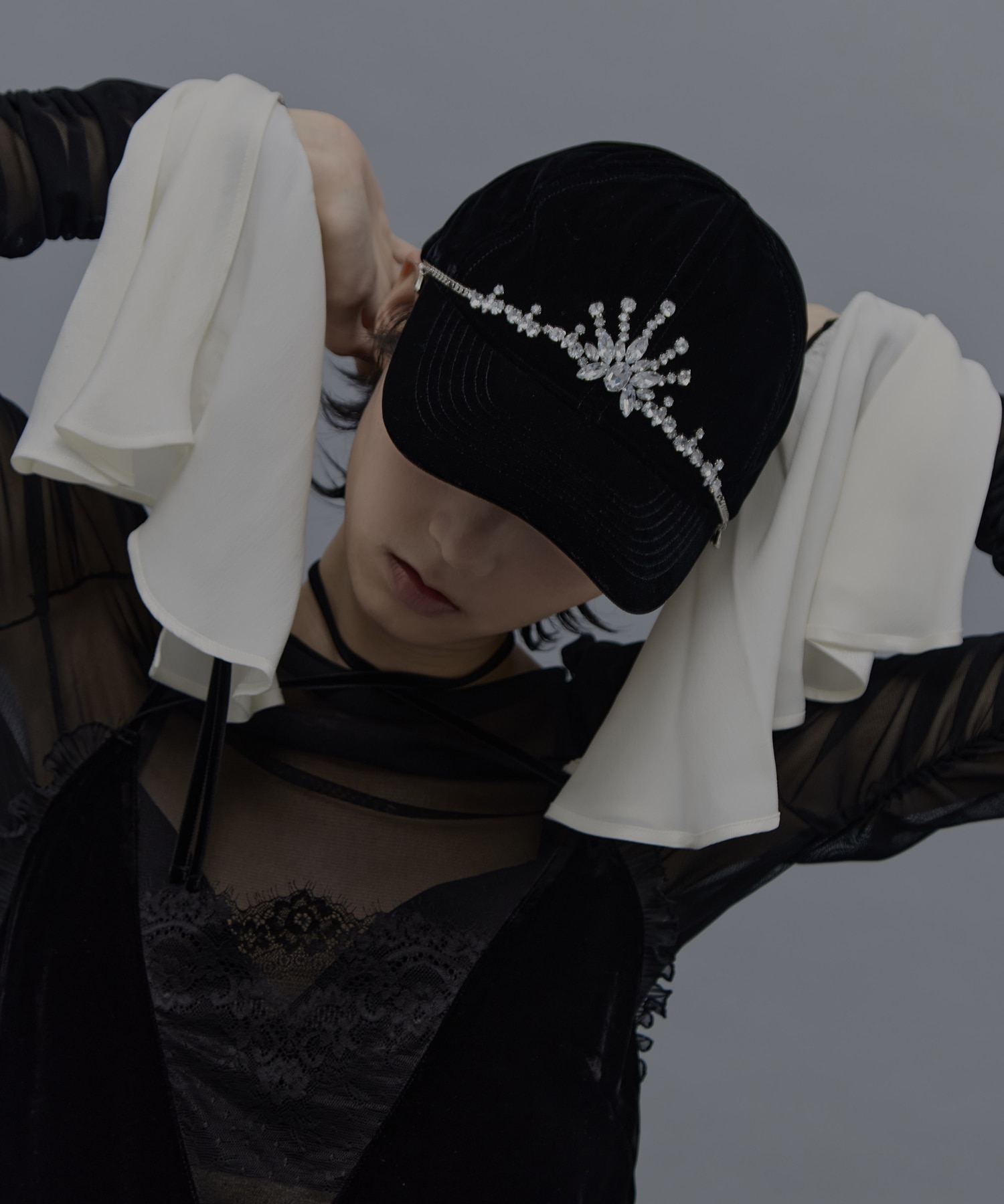 bijou tiara velvet cap tanakadaisuke