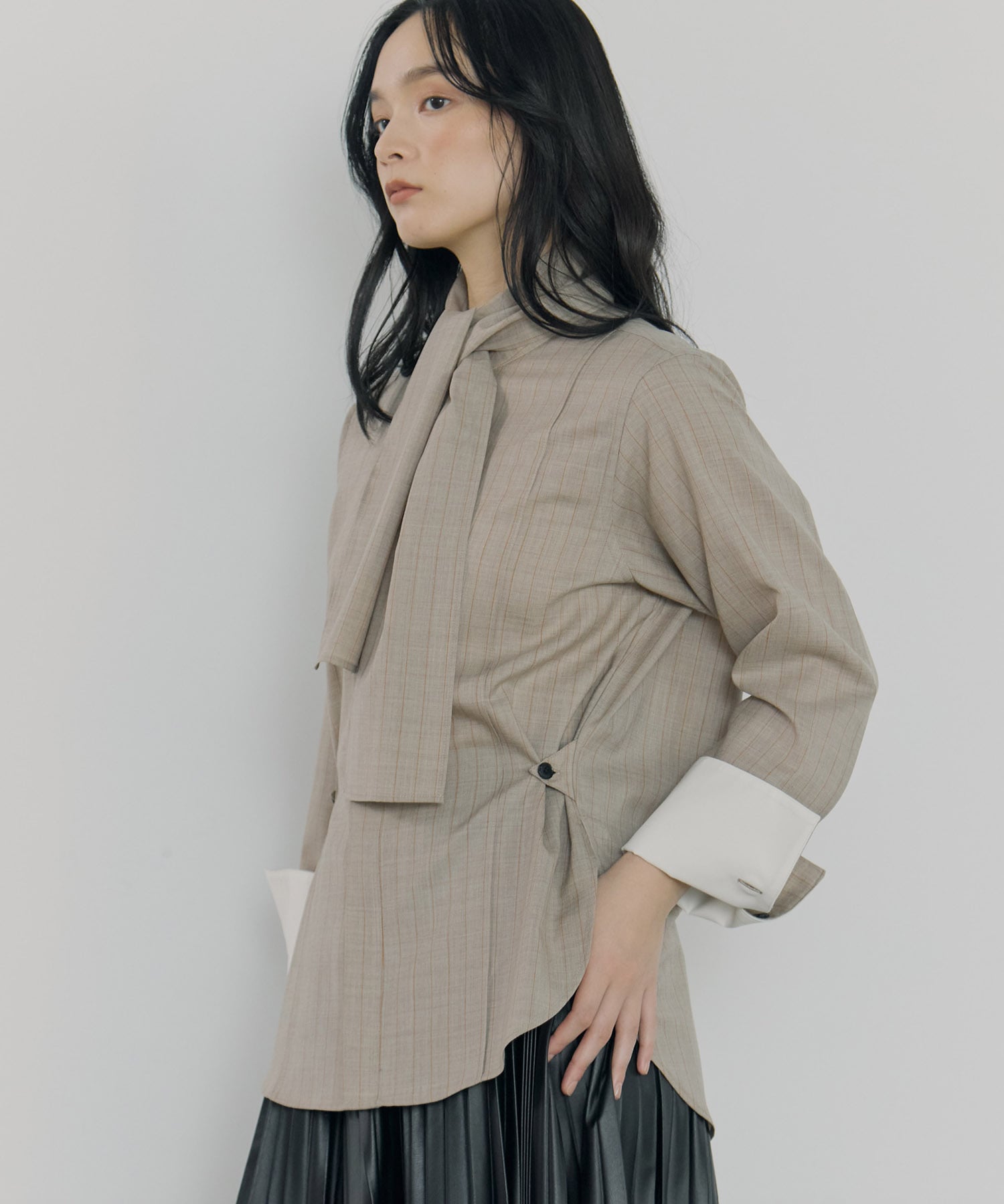 Waist Tucked Wool Shirt STUDIOUS