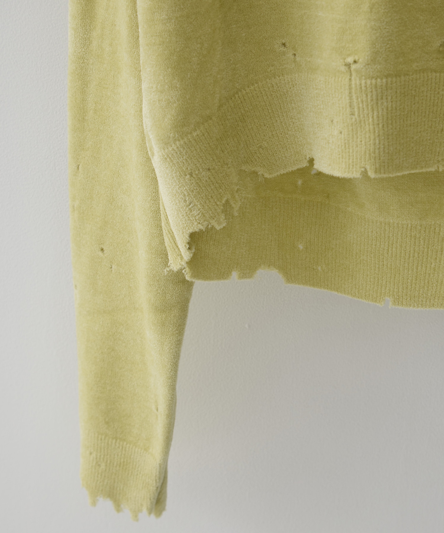 DISTRESSED KNIT PULLOVER Maison MIHARA YASUHIRO