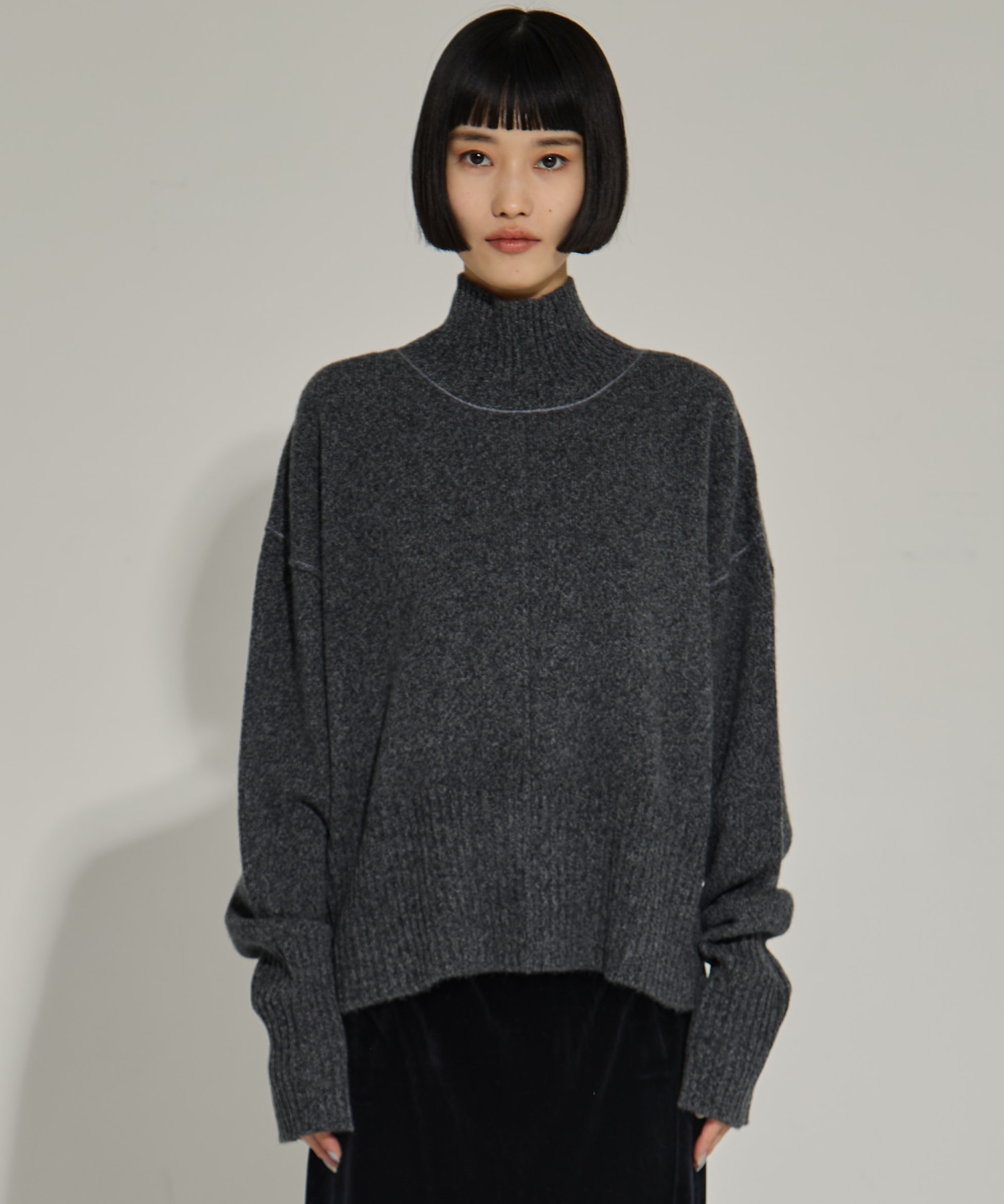 AKES-006（タートルネックニット） AKANE UTSUNOMIYA
