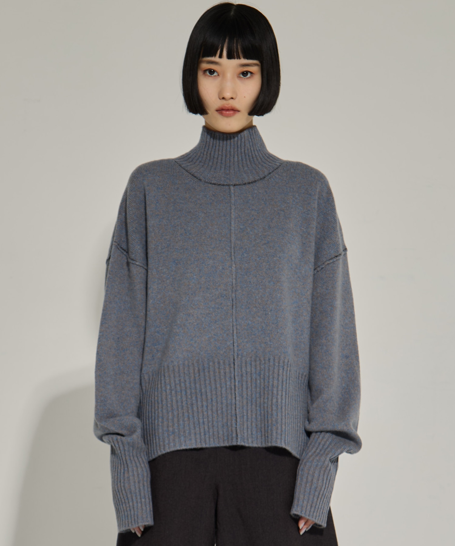 AKES-006（タートルネックニット） AKANE UTSUNOMIYA
