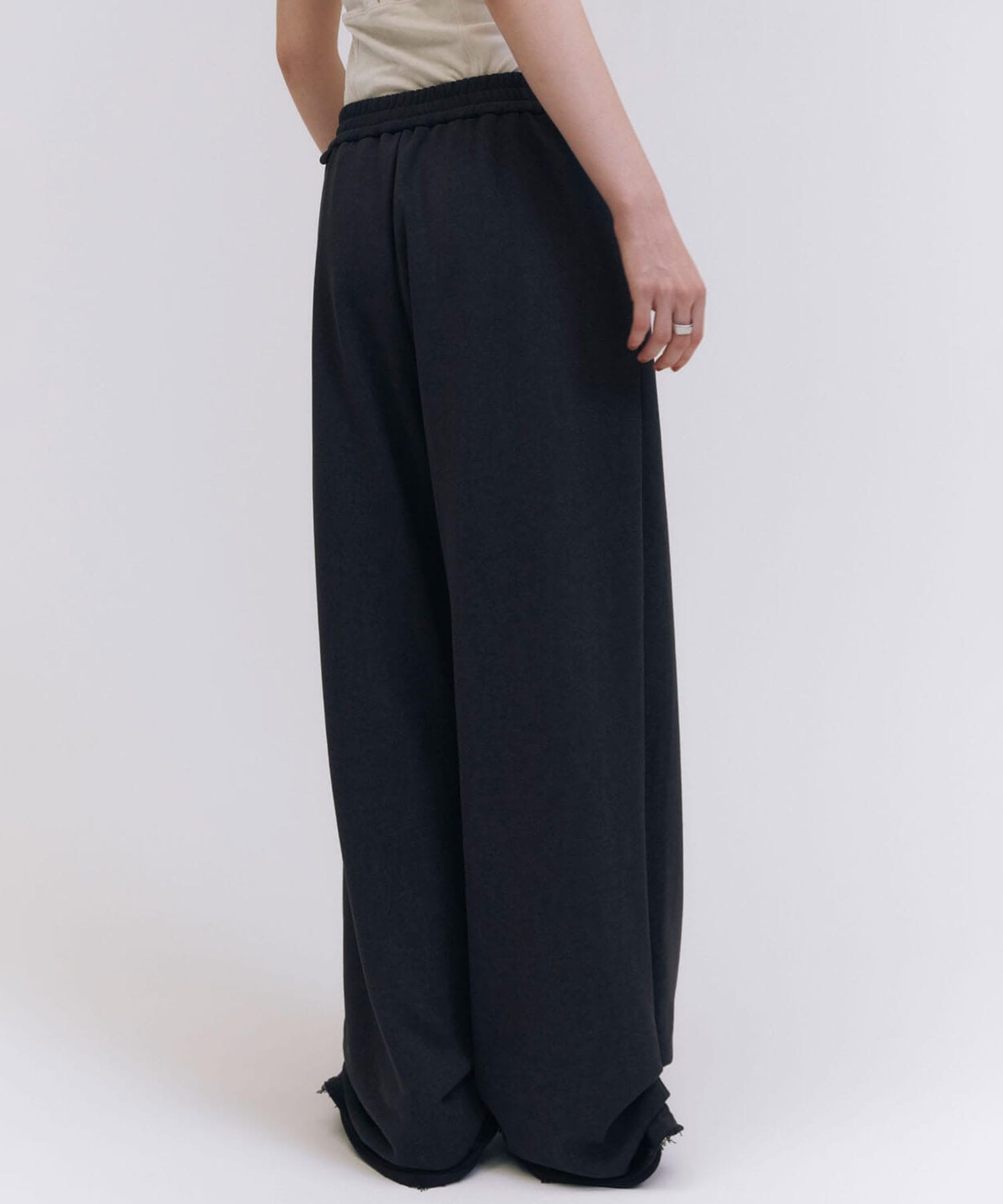 MAXI LENGTH SWEAT PANTS JOSEMOON