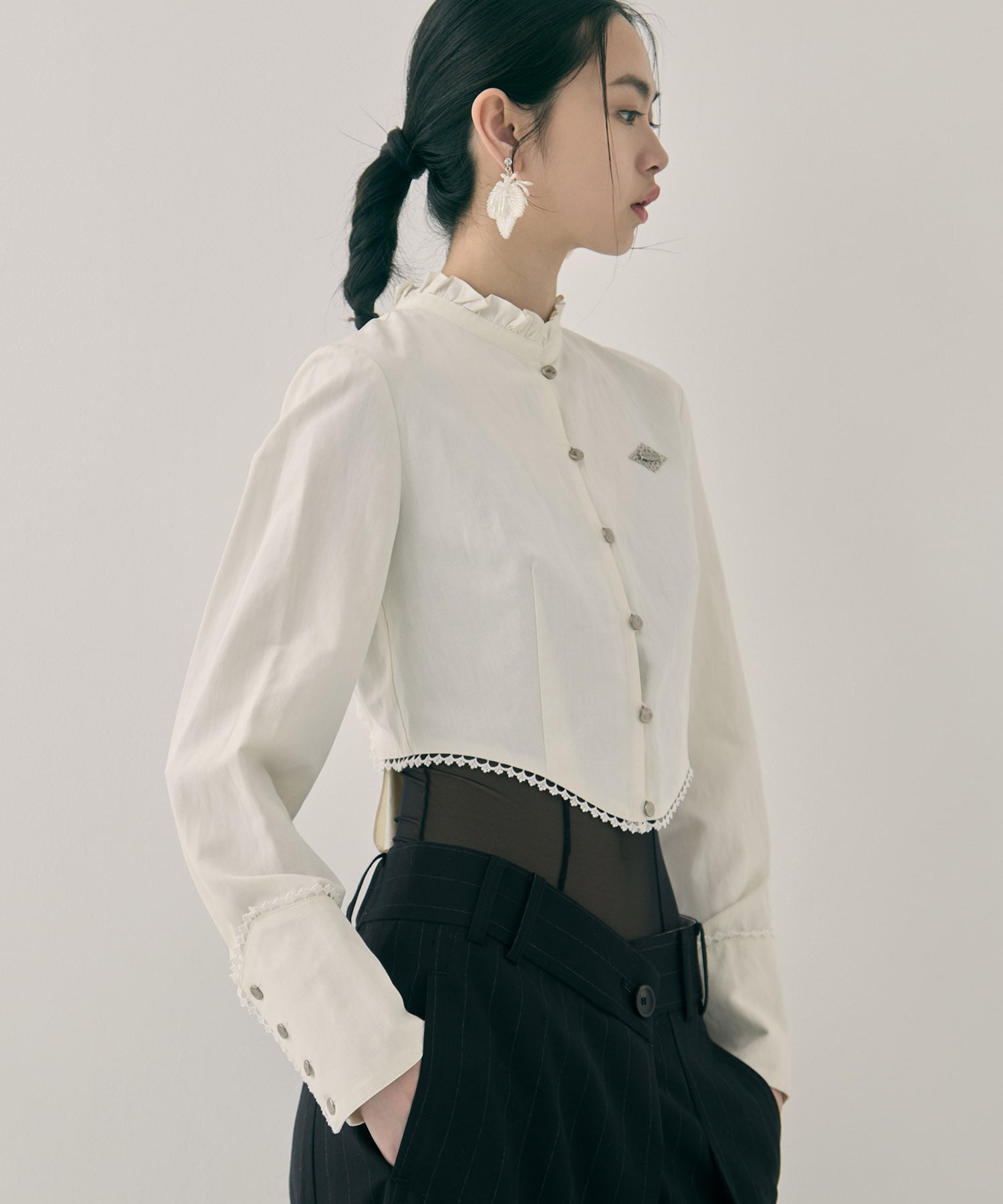 back curtain cropped blouse tanakadaisuke