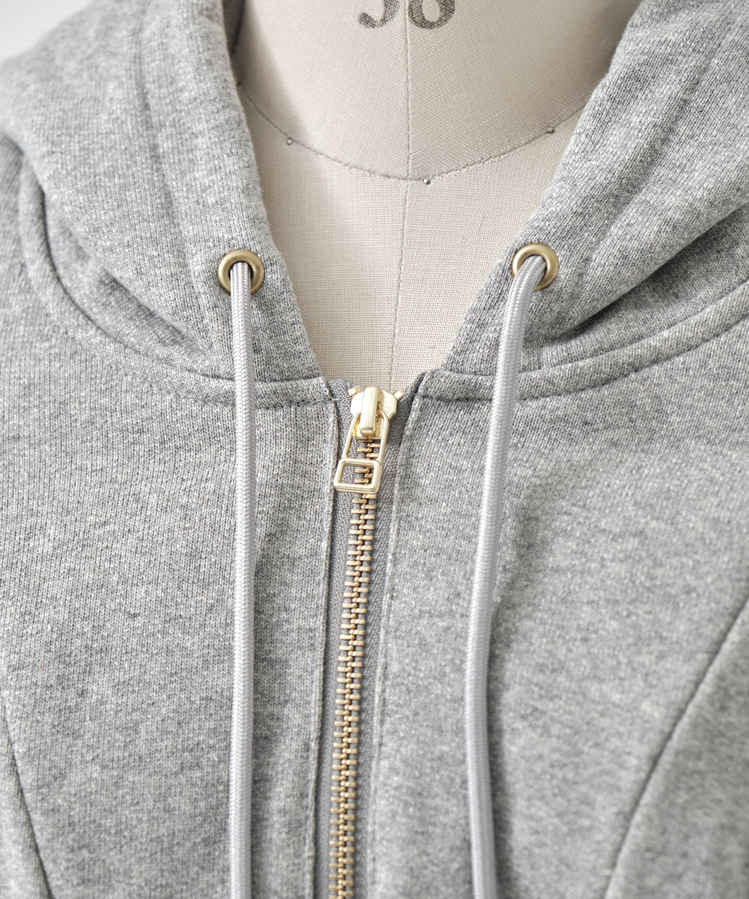 micro hoodie-01 AKIKOAOKI