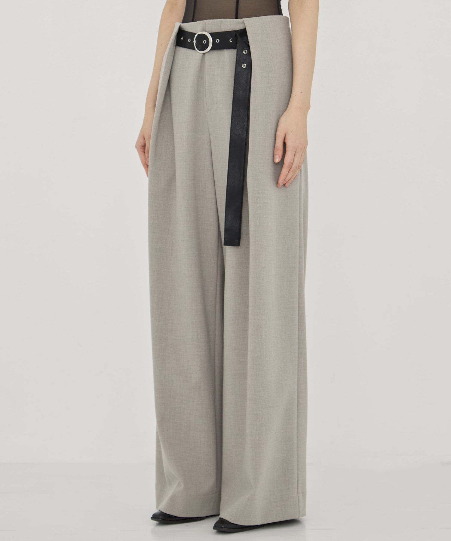 Belted Stretch Trousers STUDIOUS