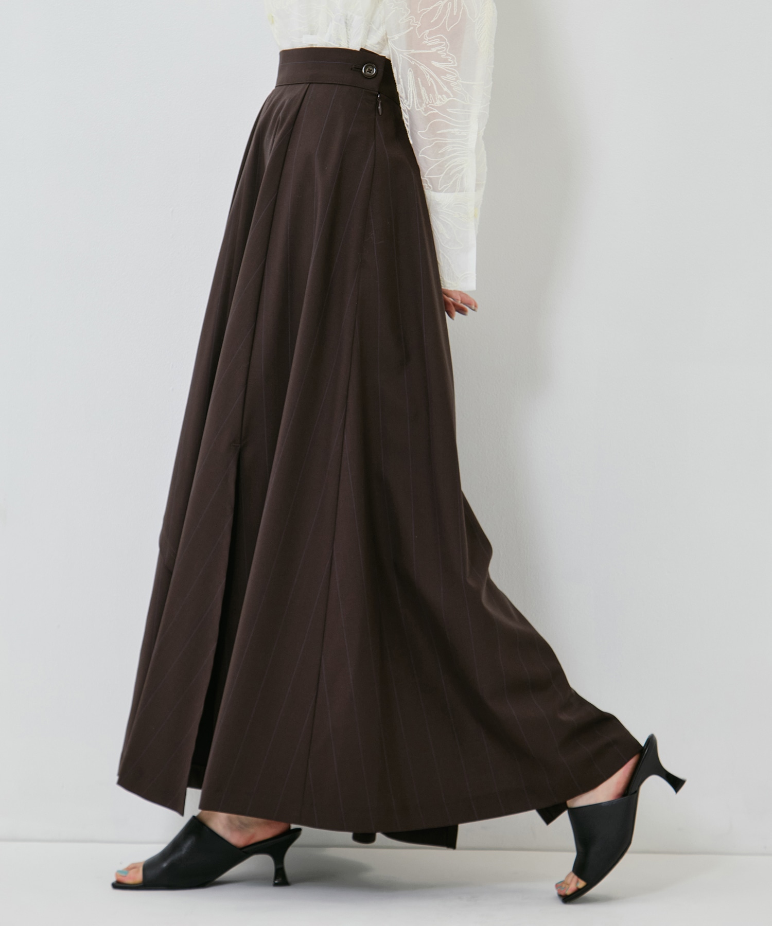 Half Tiered SKT UJOH