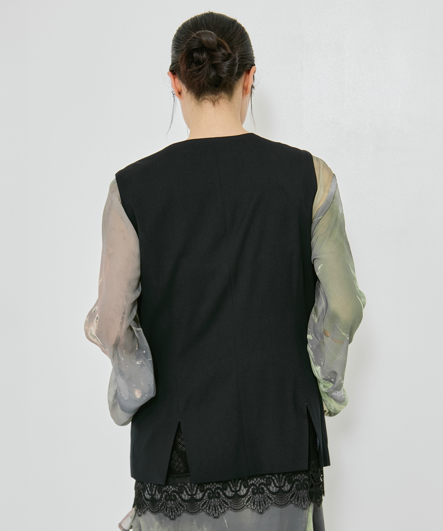 2WAY CREW NECK LACE TAKE OFF VEST AMERI