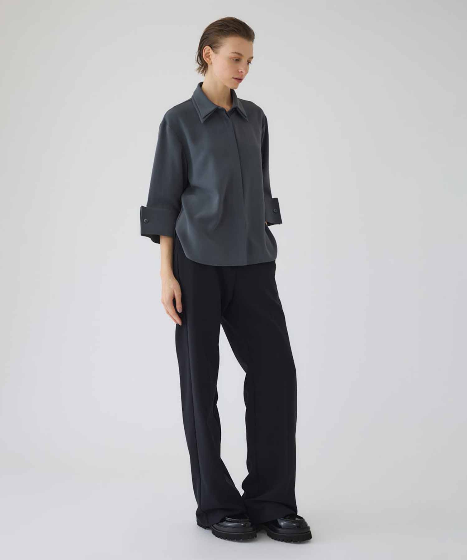 W-collar classical blouse RIM.ARK