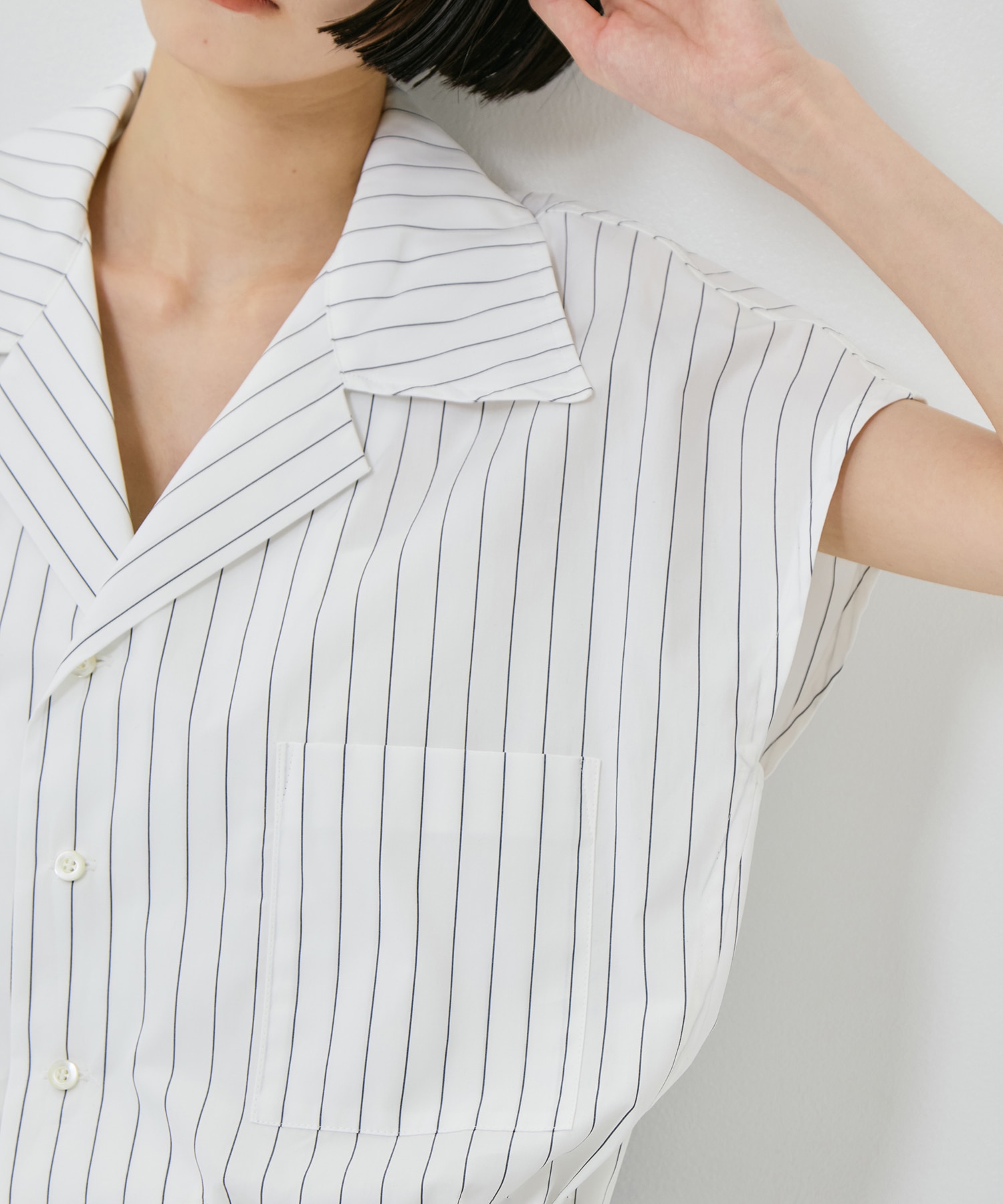 Open Collar Cropped Shirt UJOH