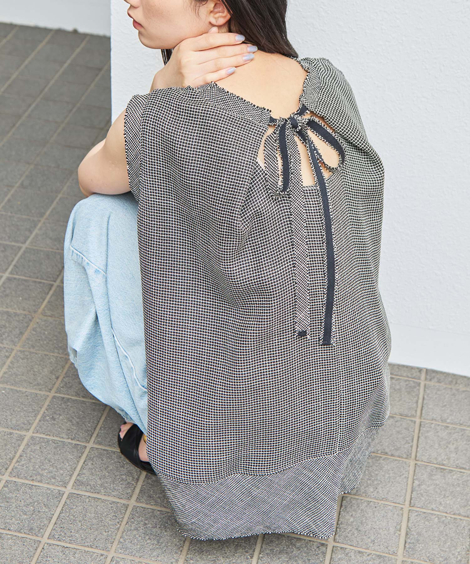 Sleeveless Washable Mesh Blouse 