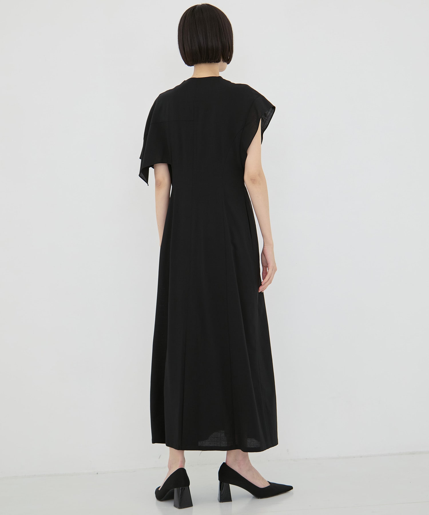 Catalina dress AKIRANAKA