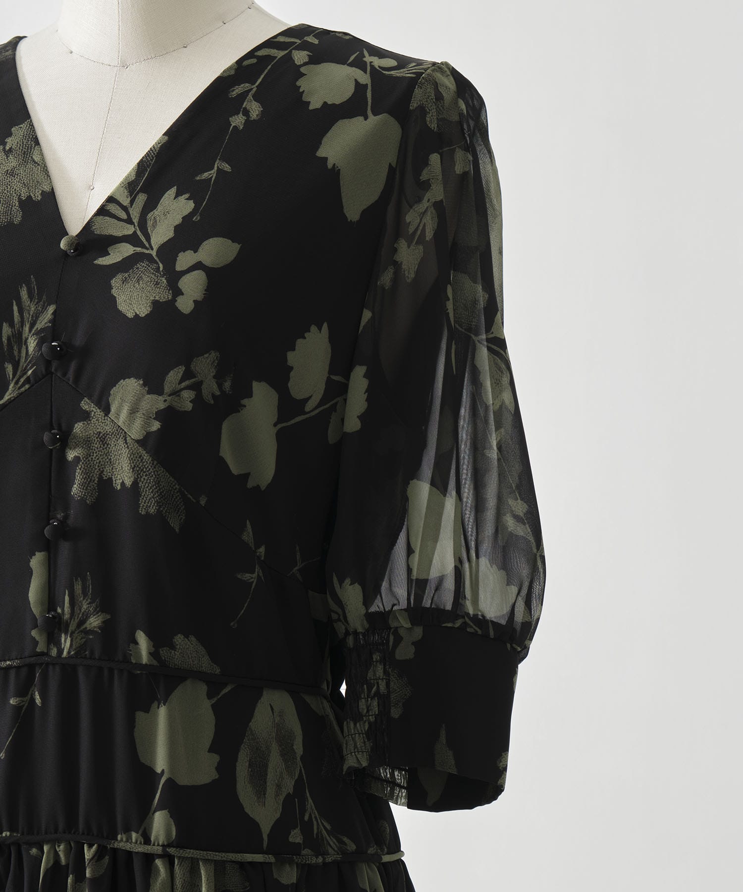 GRAINY FLOWER CHIFFON DRESS AMERI