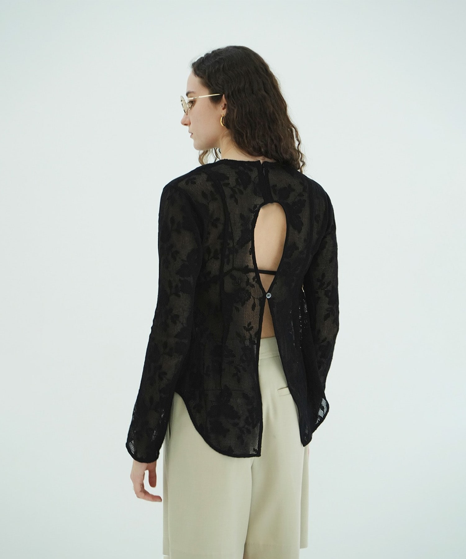 BACK DESIGN FLOWER LACE TOPS CLANE