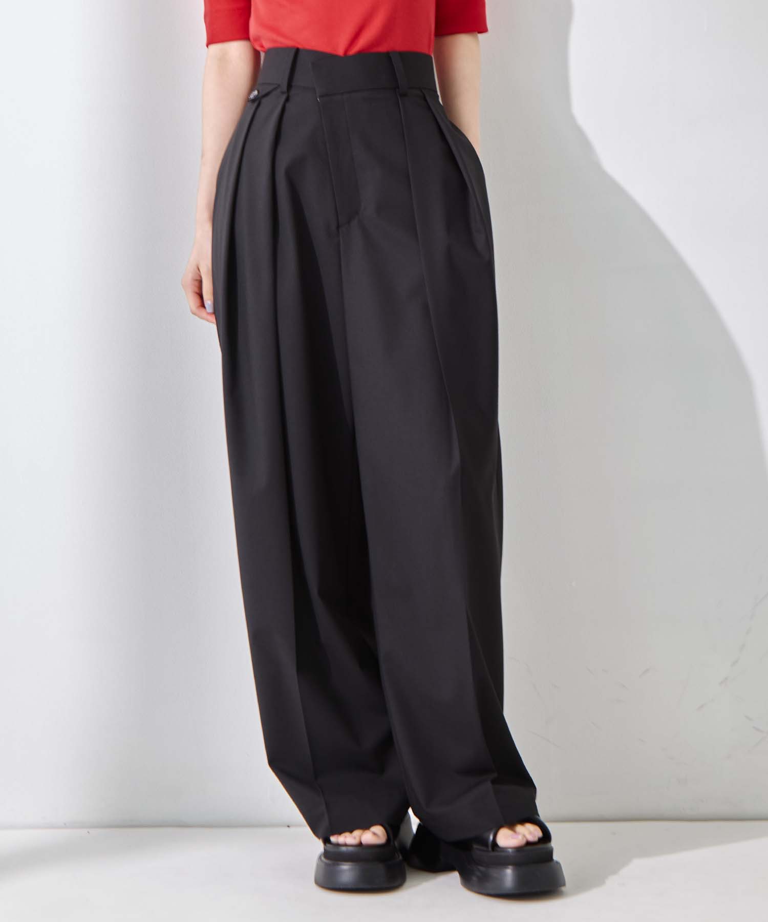 Double Tucked Stretch Trousers STUDIOUS