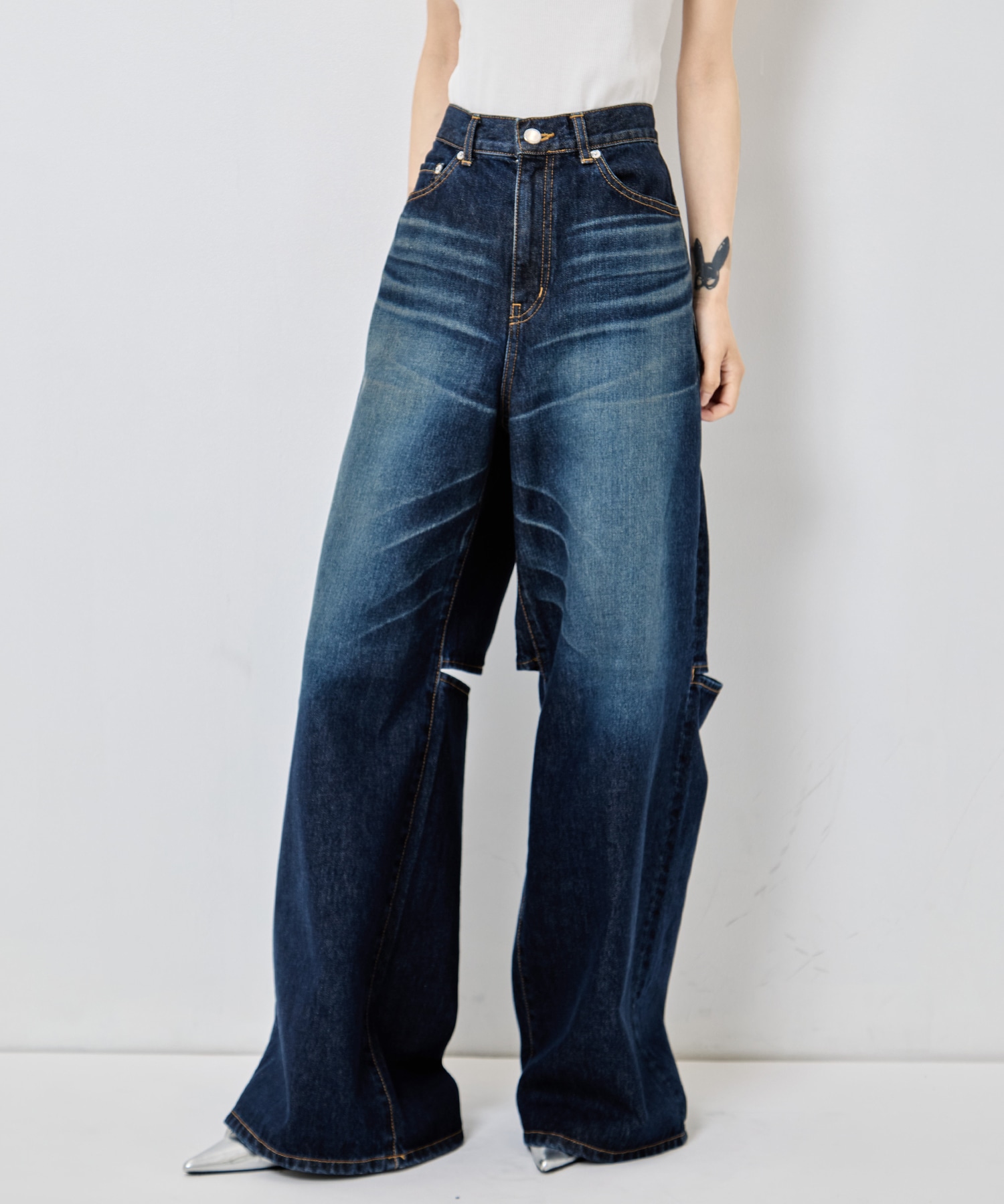 別注 WASHED DENIM CUT OUT WIDE PANTS JOHN LAWRENCE SULLIVAN