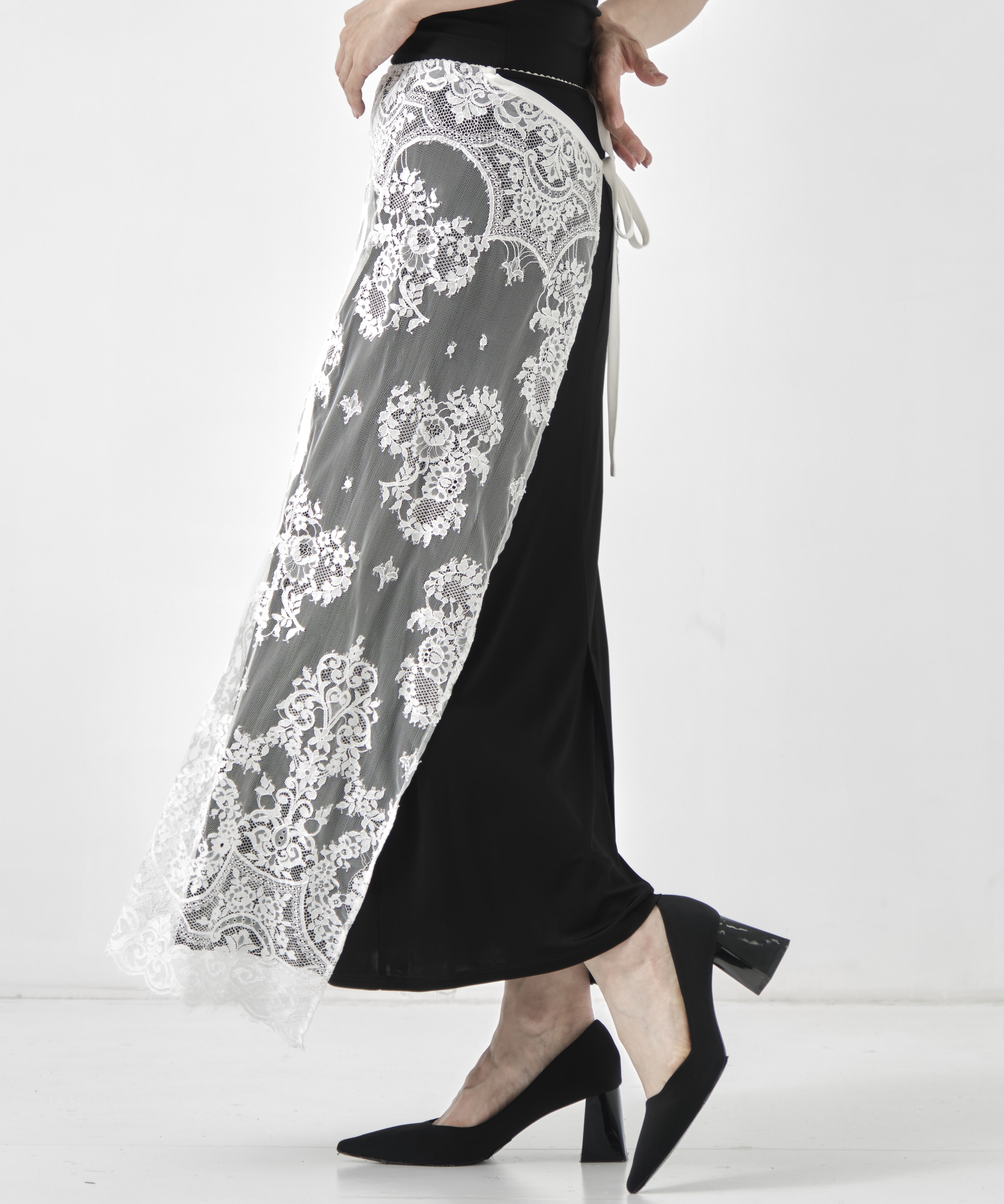 EMBROIDERED LACE SKIRT FETICO